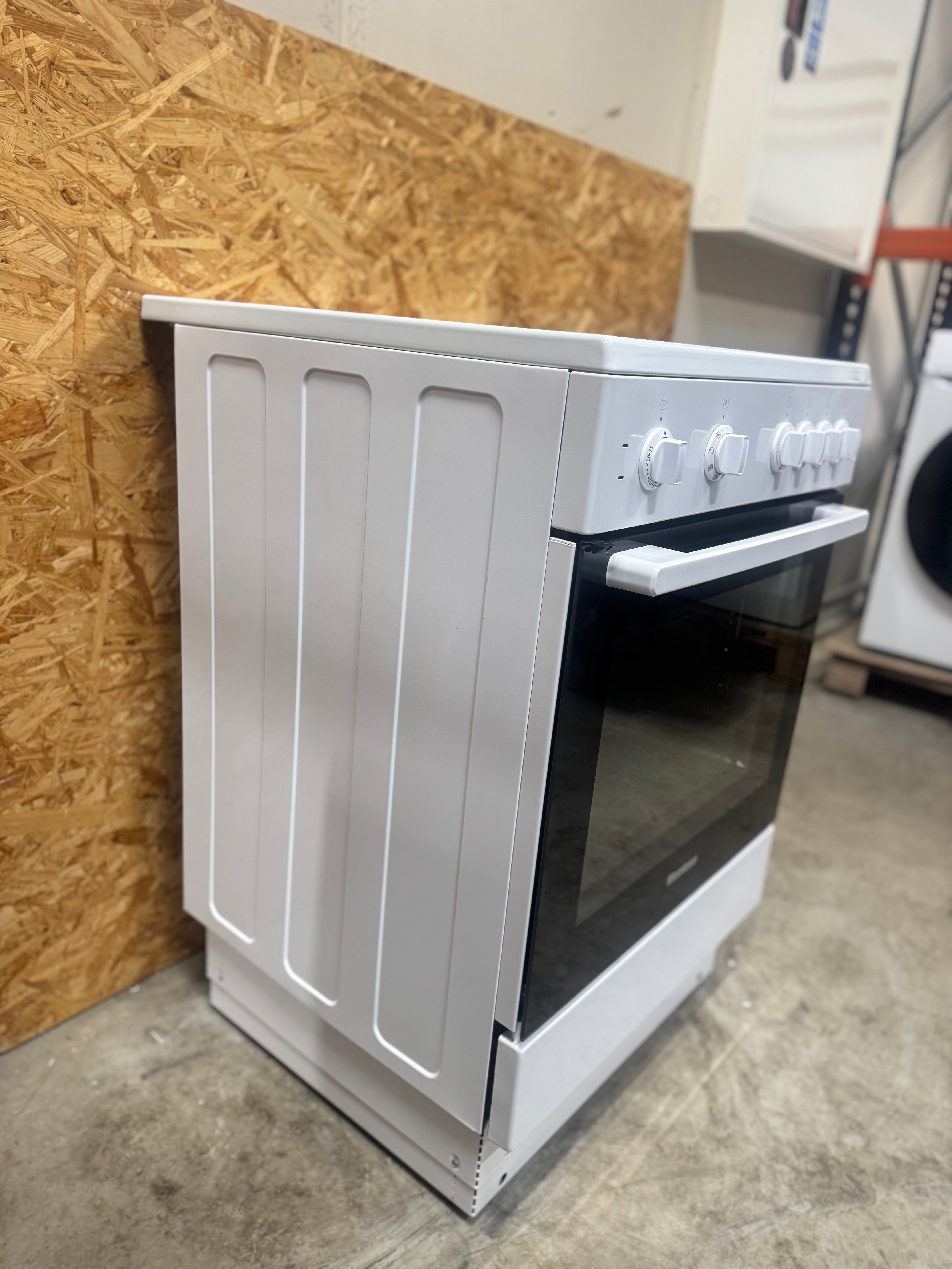 Blomberg keramisk komfur HKT8031 - D18063