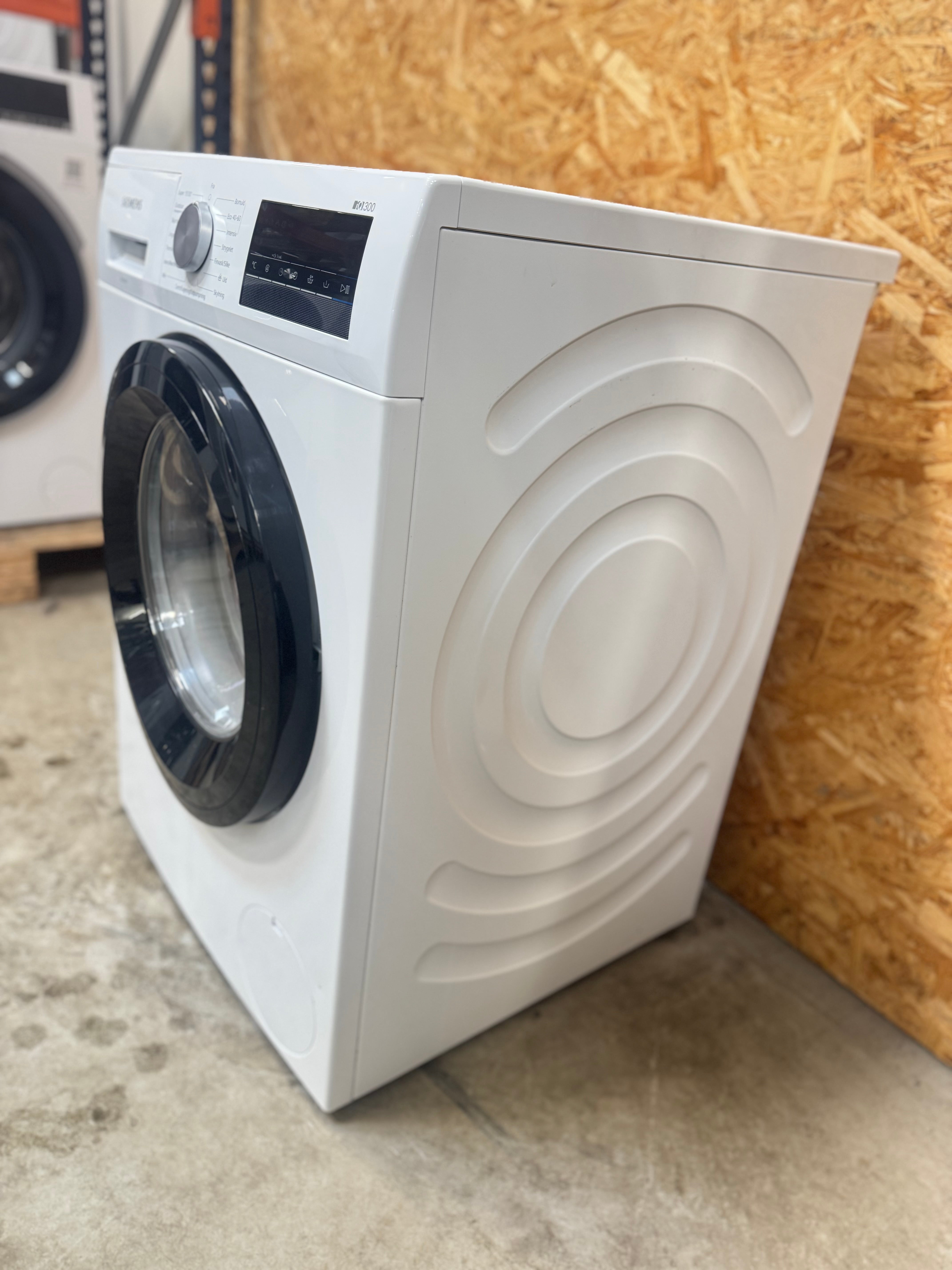 Siemens iQ300 vaskemaskine WM14N2E9DN - D18413