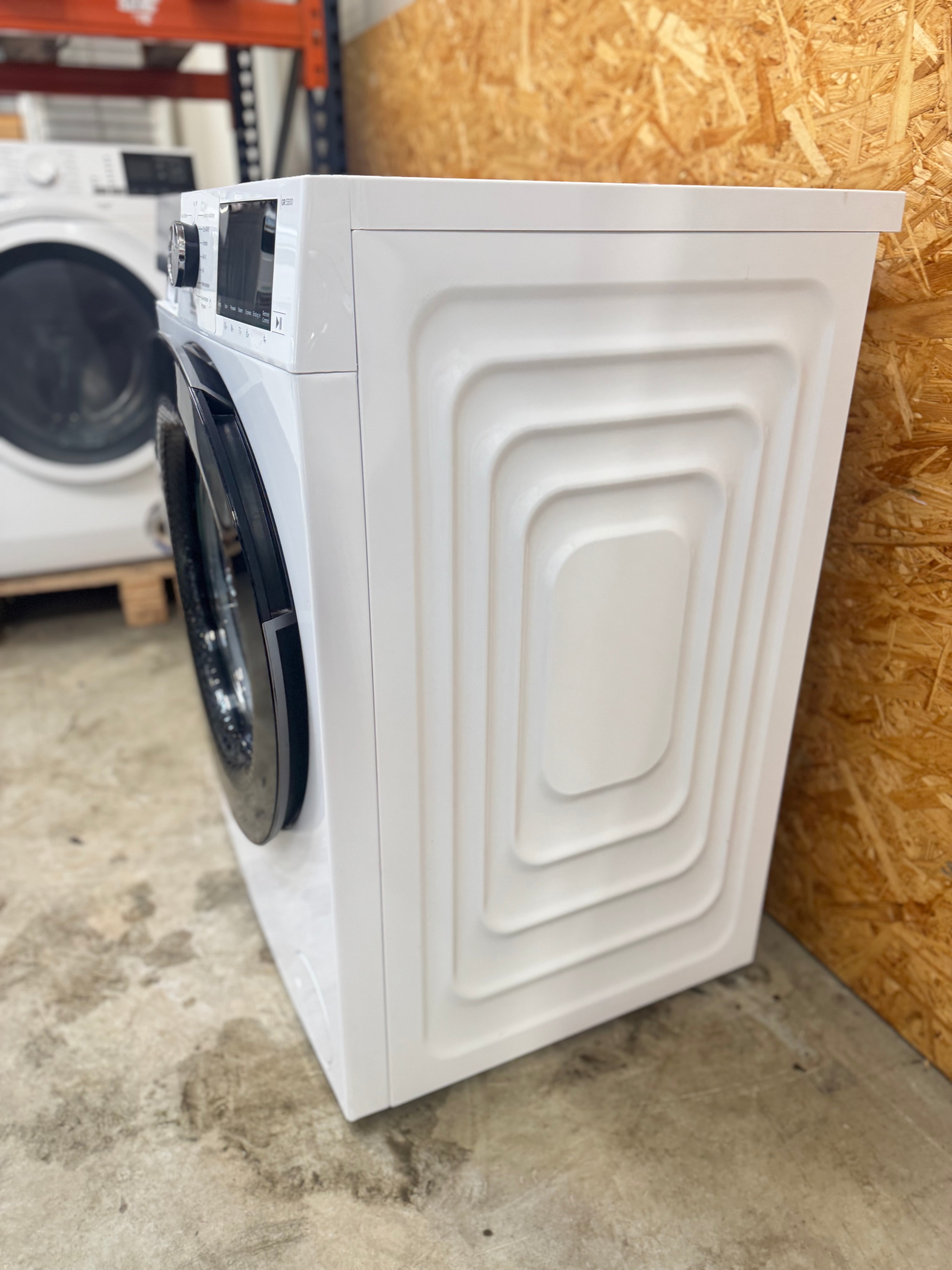 GRUNDIG 9 kg. vaskemaskine GWP69611OW - D16263