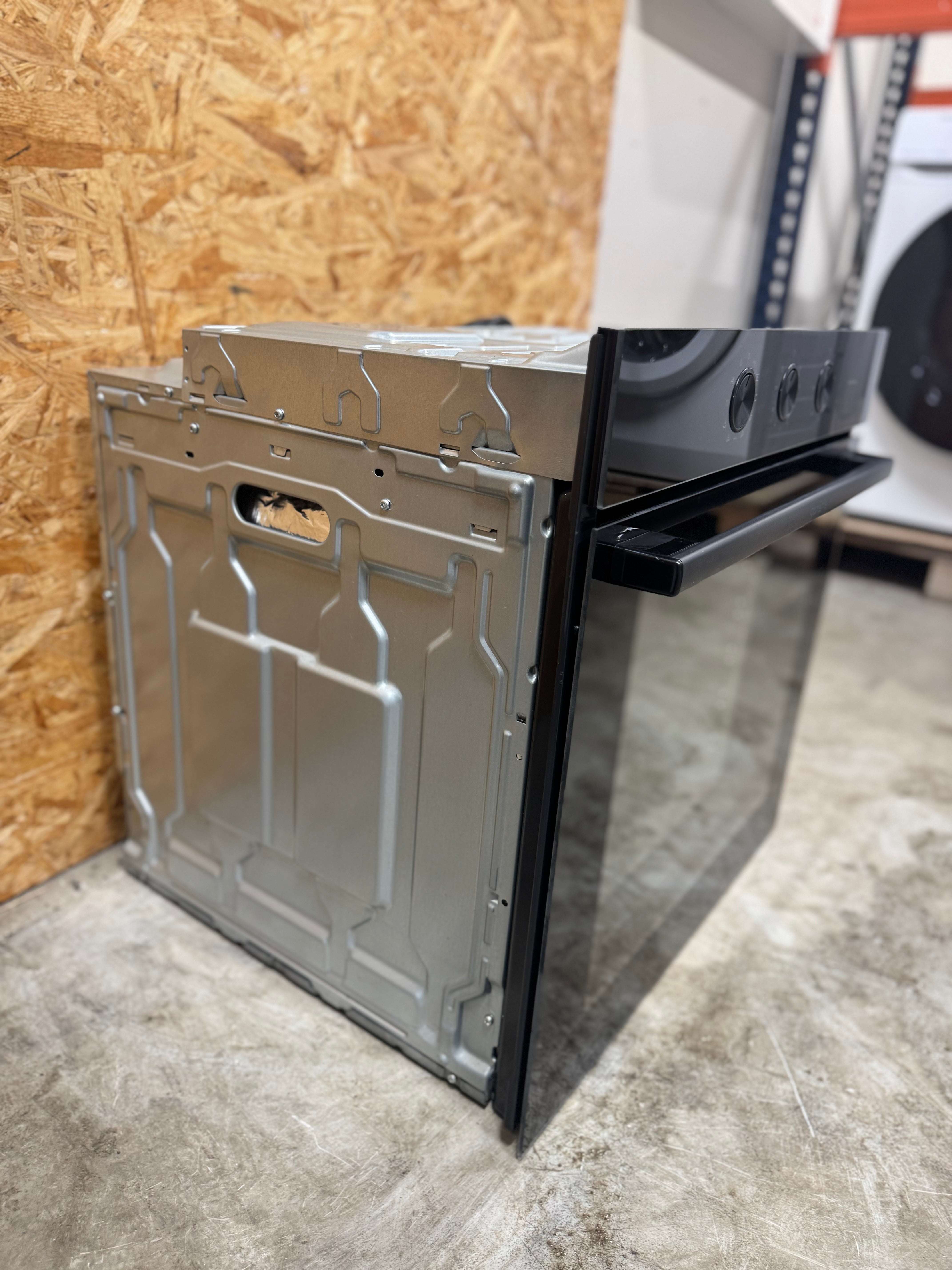 Gorenje indbygningsovn BO6725E02BG - D17351