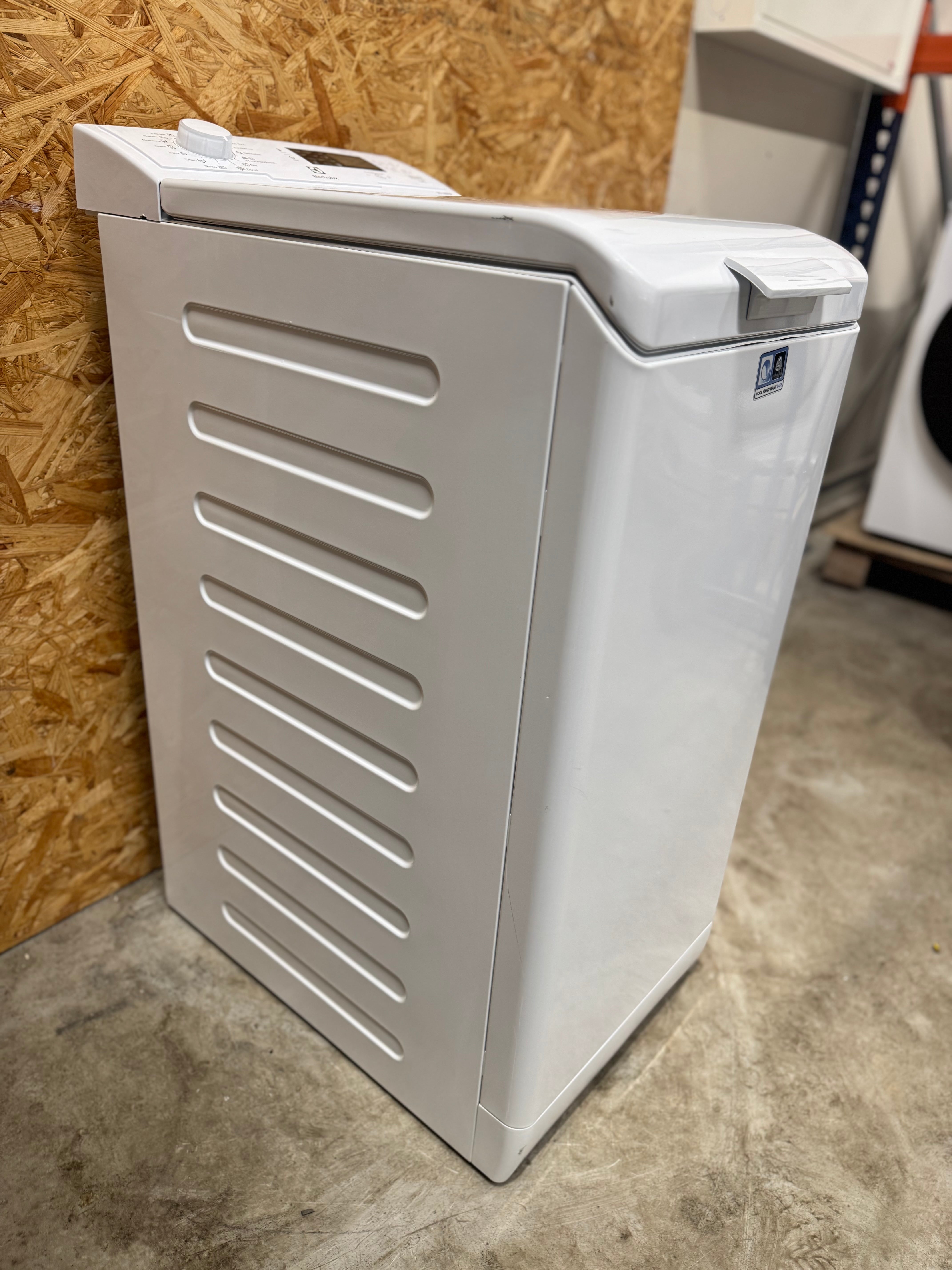 Electrolux topbetjent vaskemaskine TW31K6128 - D15753
