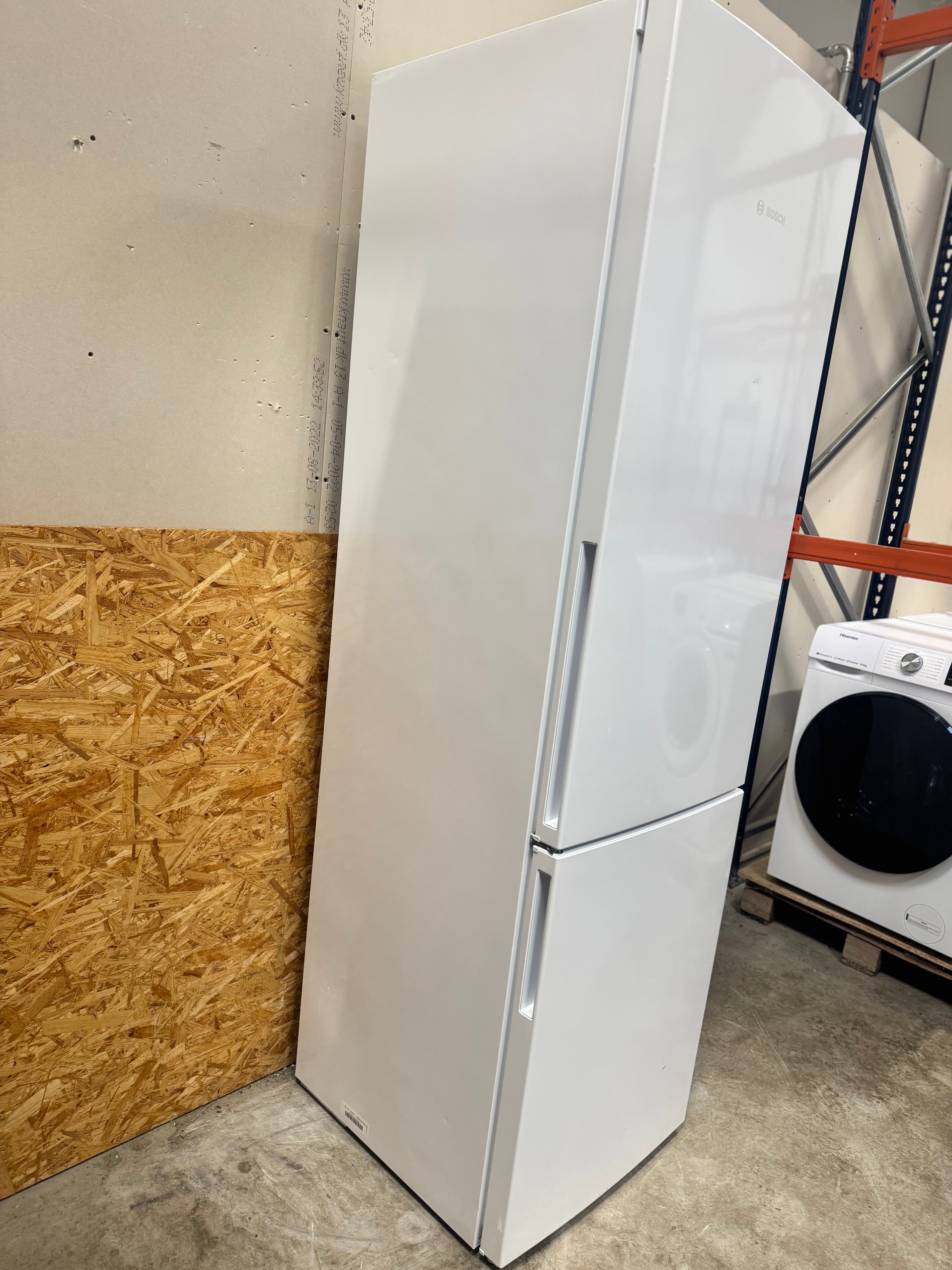 Bosch køle/fryseskab KGV39VWEA - D17490