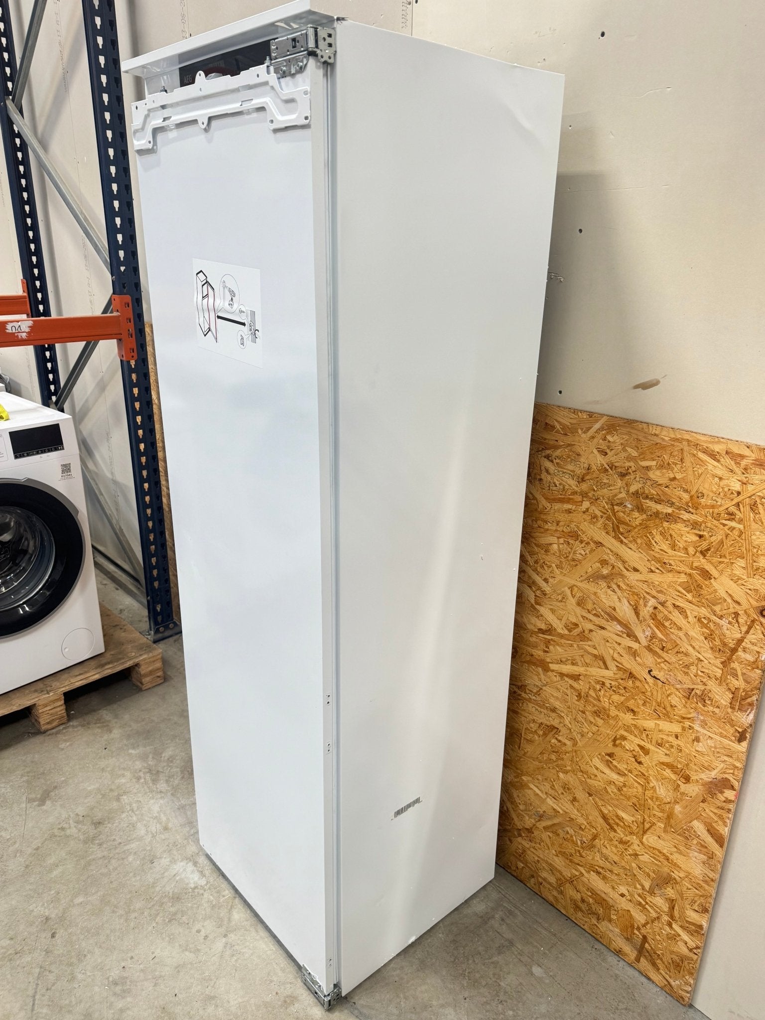 AEG integreret køleskab SKK81E9ZC - D18766 - Recirk - D18766