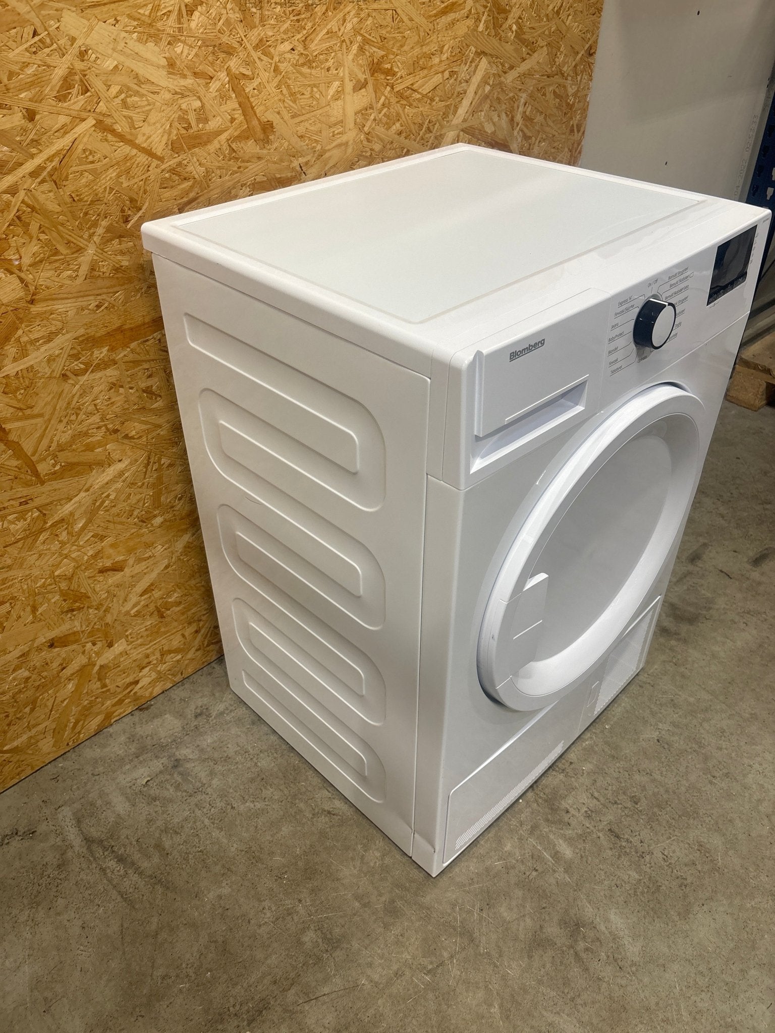 Blomberg Kondenstørretumbler BTGX370W2 - D17706 - Recirk - D17706