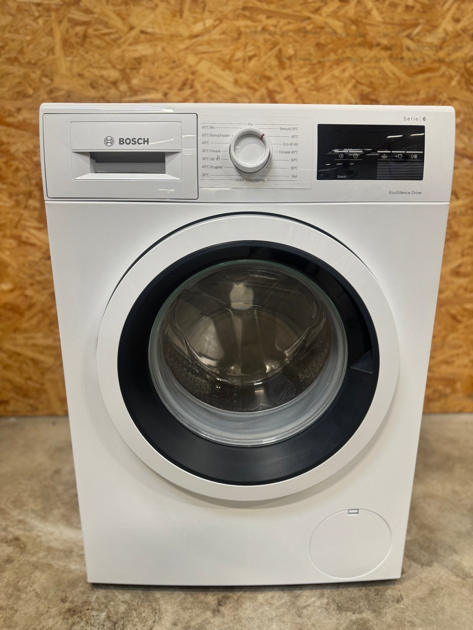 Bosch Serie 6 vaskemaskine WAU28UI8SN - D18176 - Recirk - D18176