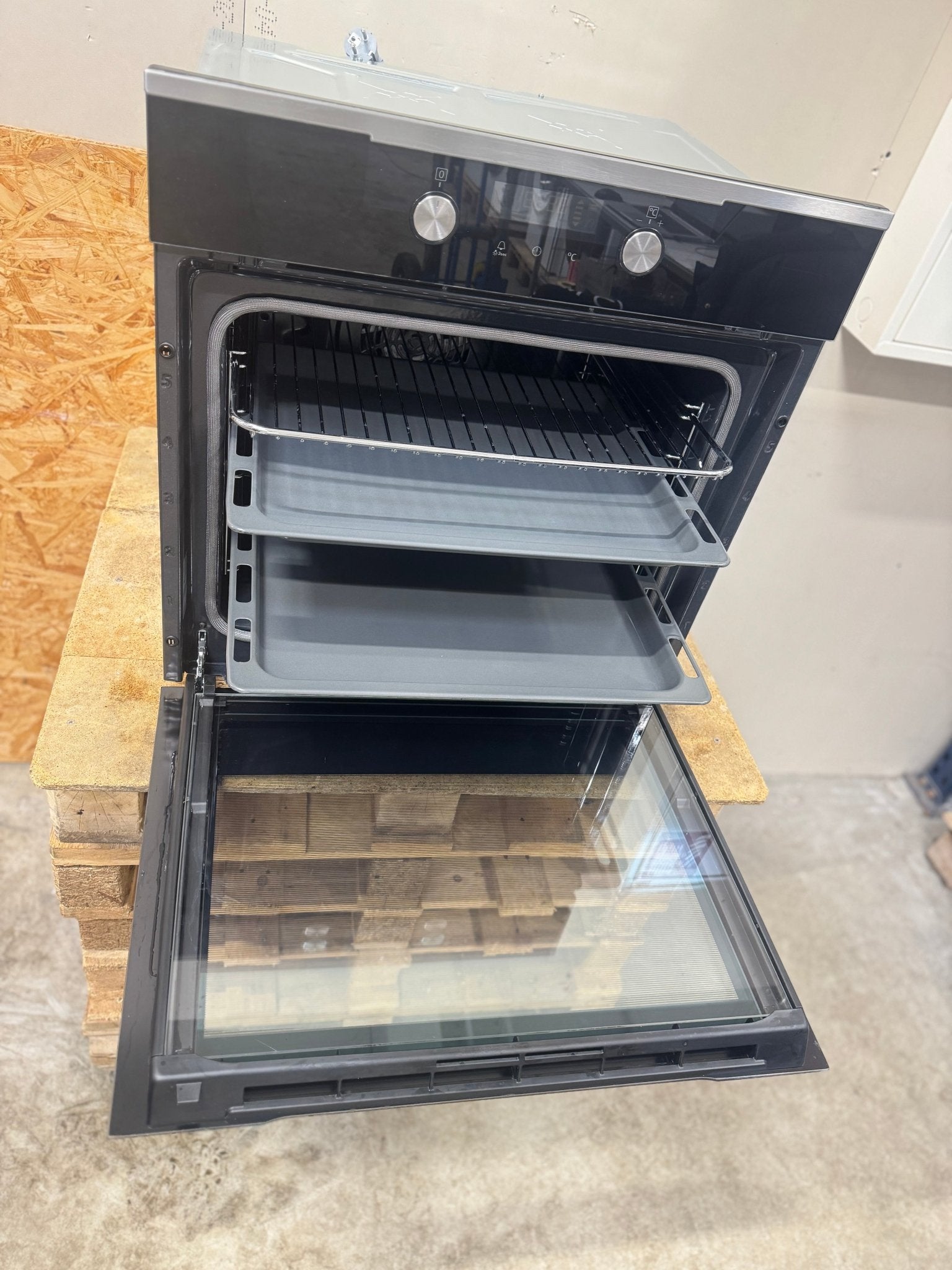 Electrolux indbygningsovn CKP700X - D18353 - Recirk - D18353