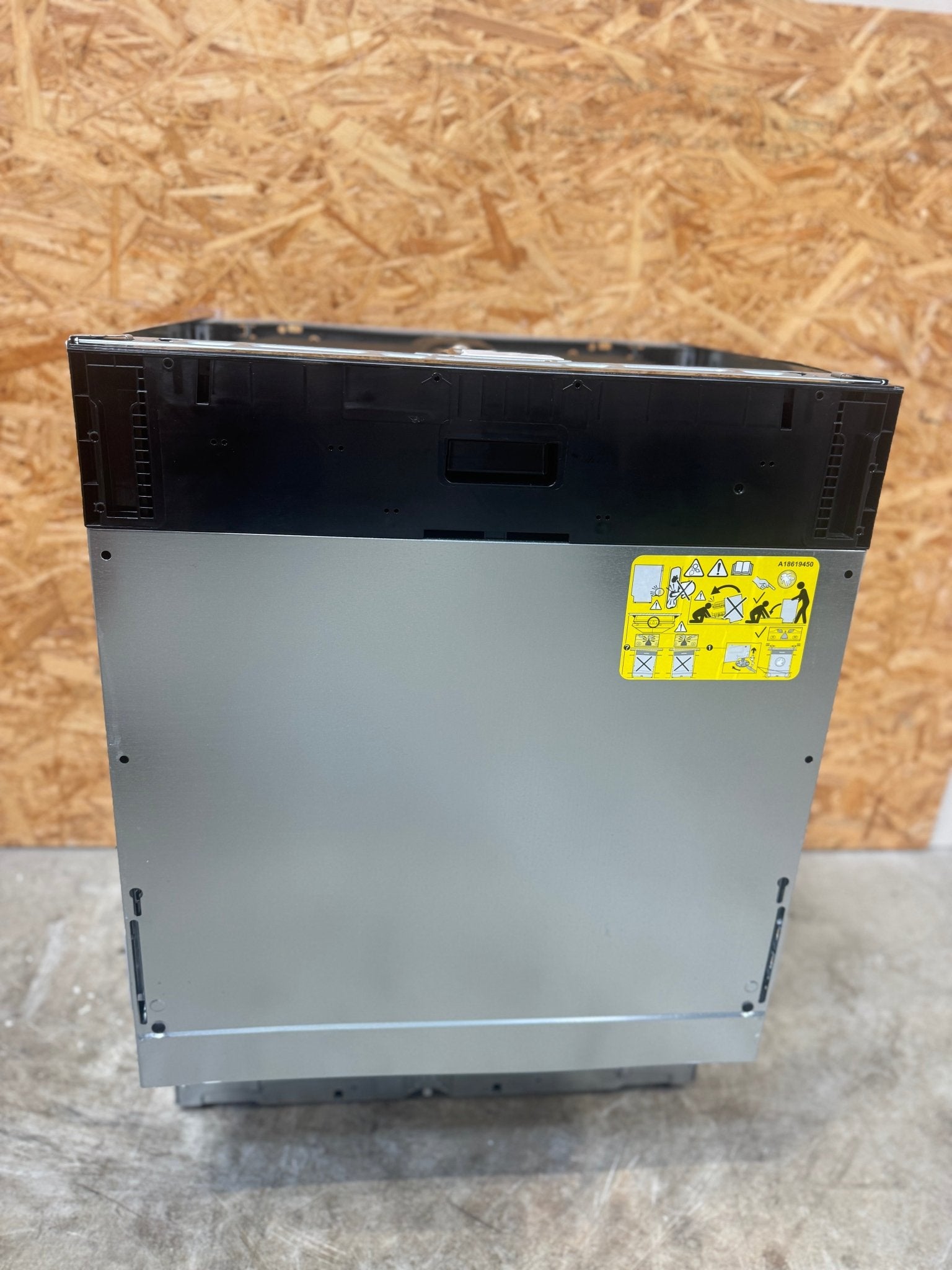 Electrolux integrerbar opvaskemaskine EEA17200L - D16229 - Recirk - D16229