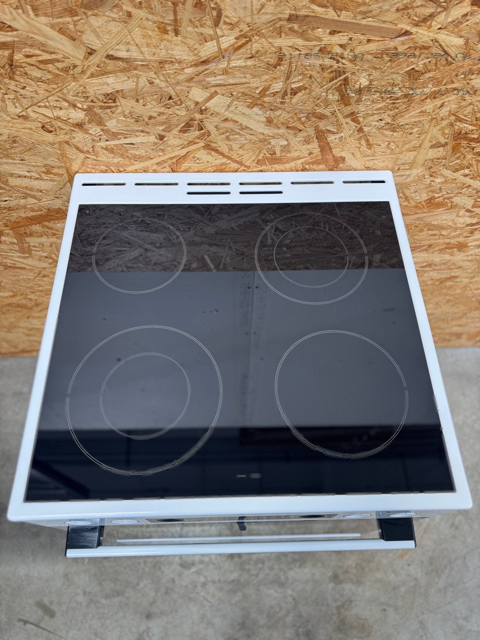 Gorenje keramisk komfur GEC6D60WPB - D16551 - Recirk - D16551