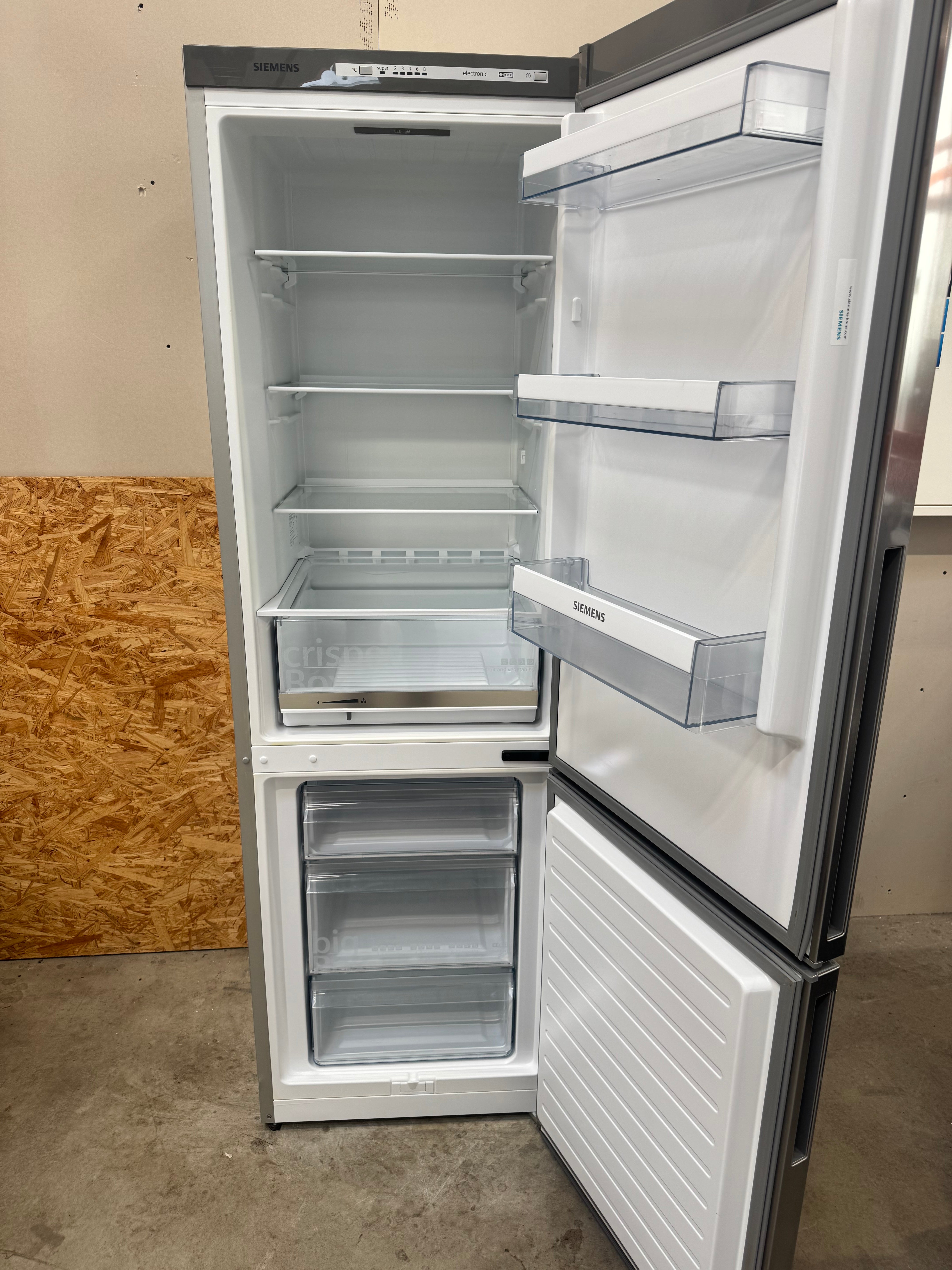 Siemens køle/fryseskab KG36VVI32 - D18731