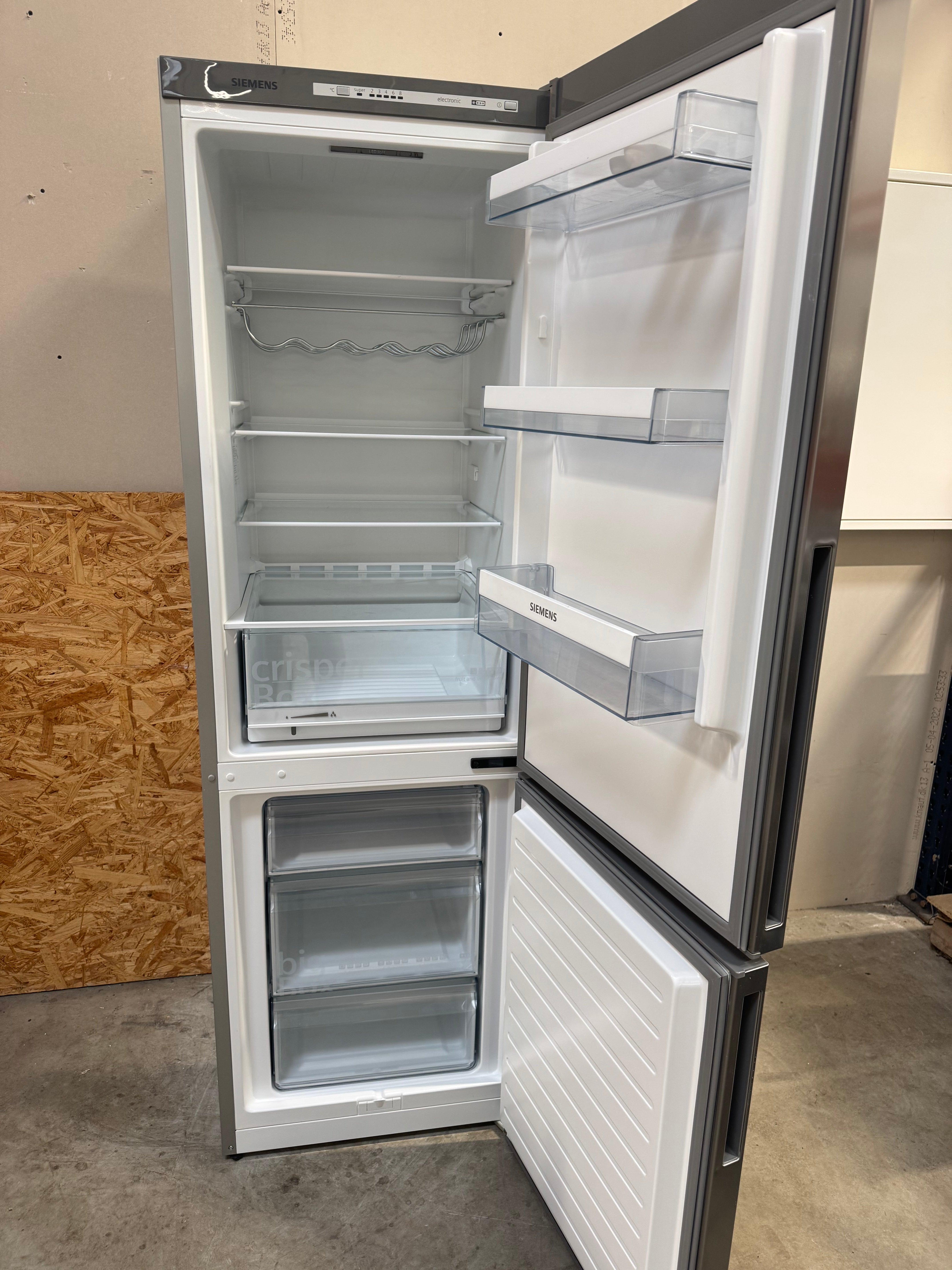 Siemens køle/fryseskab KG36VVI32 - D18487