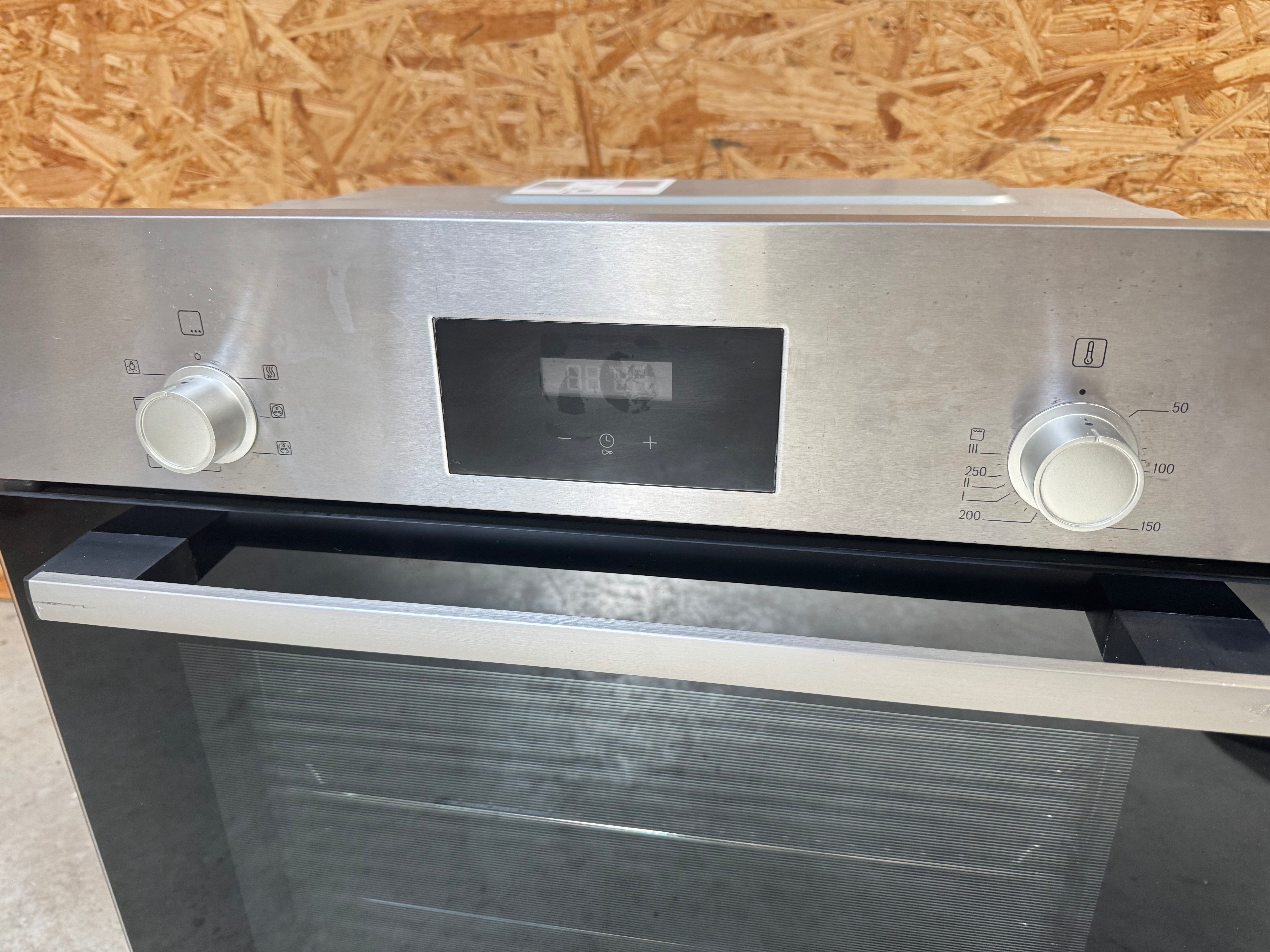 Bosch indbygningsovn HBF113BR0S - D18896
