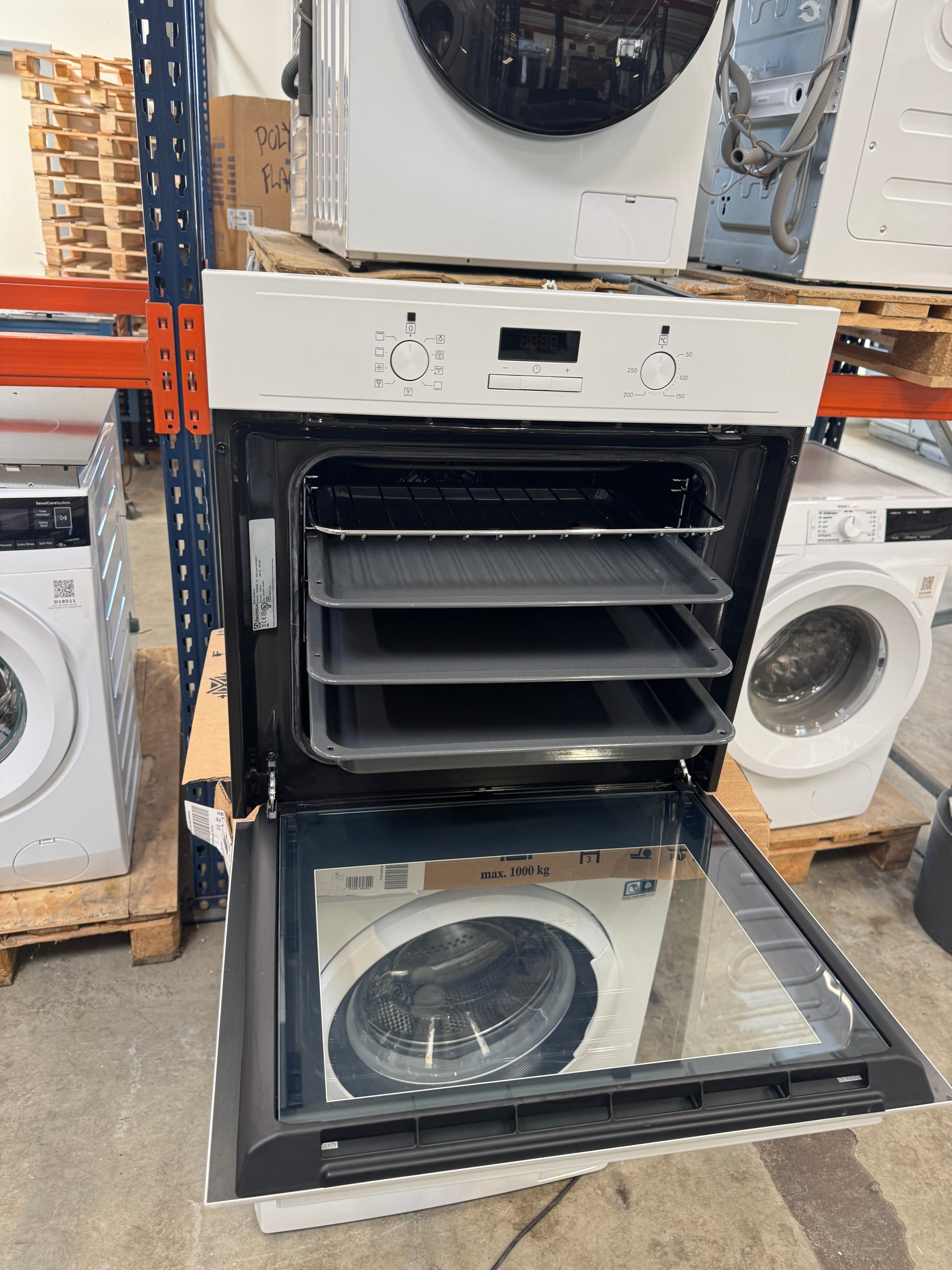 Electrolux indbygningsovn OOB301NV - D19038