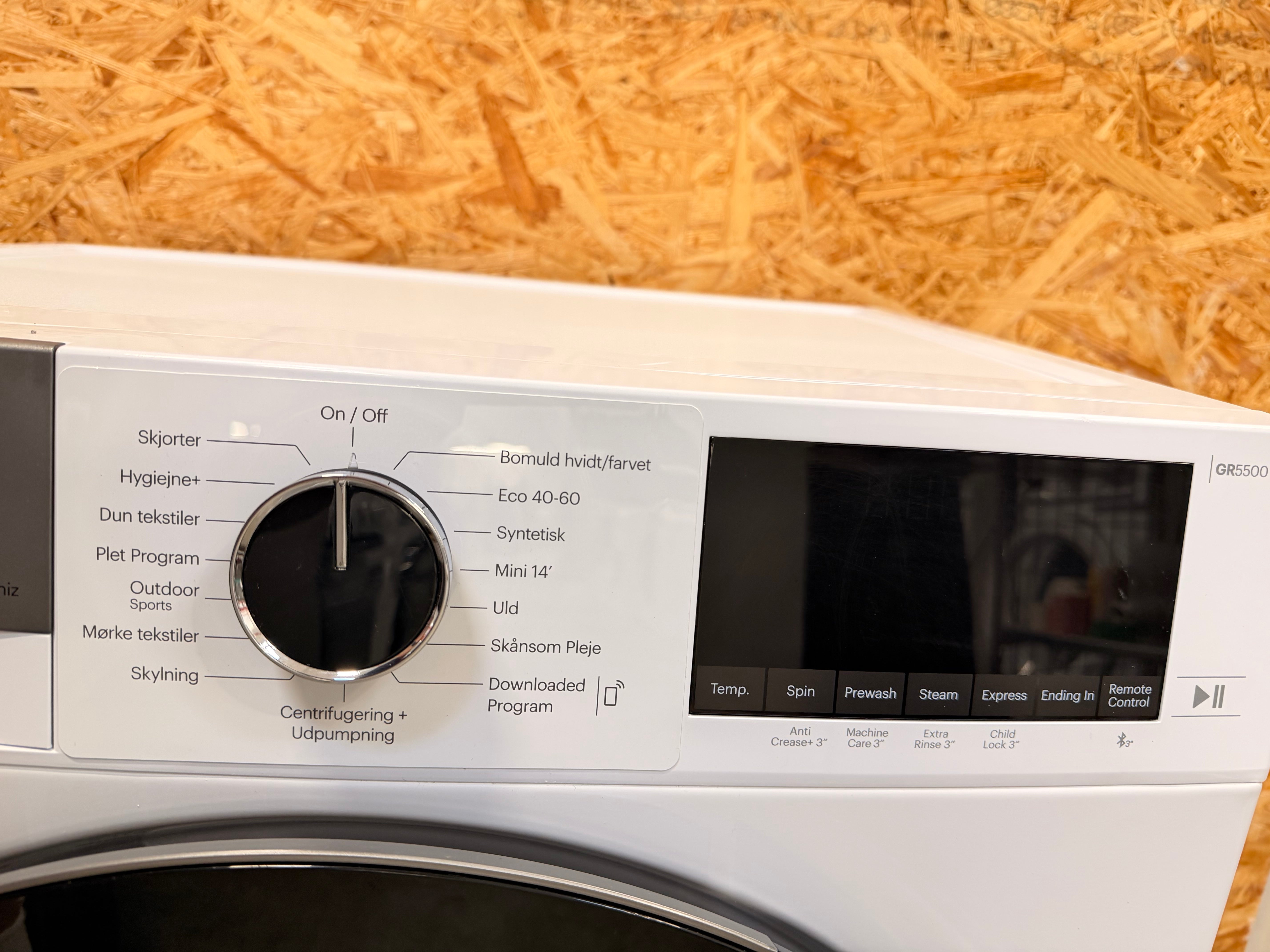 GRUNDIG SlimLine vaskemaskine GWP5744W - D19882