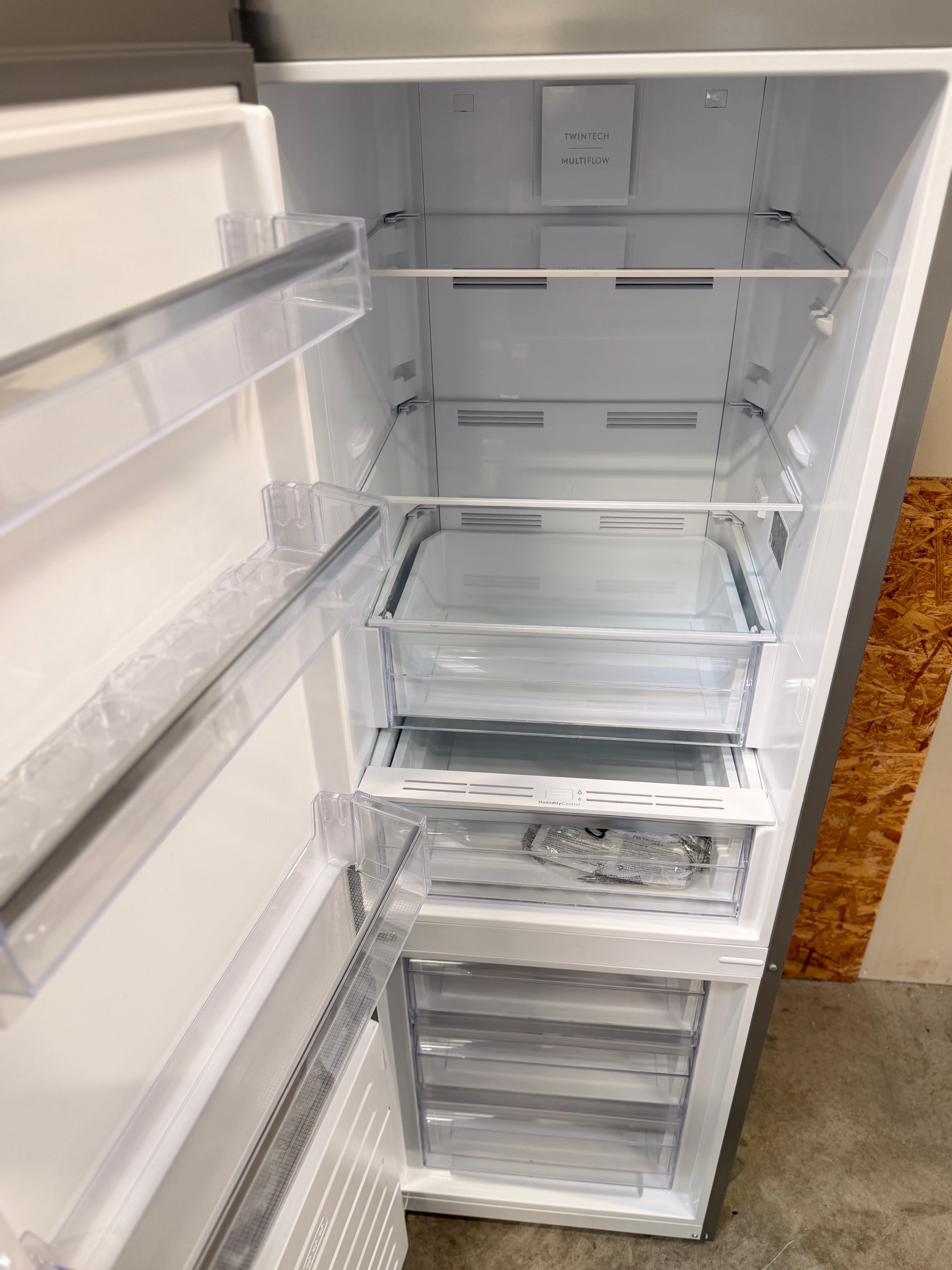 Electrolux køle/fryseskab LNT6ME32U1 - D19760