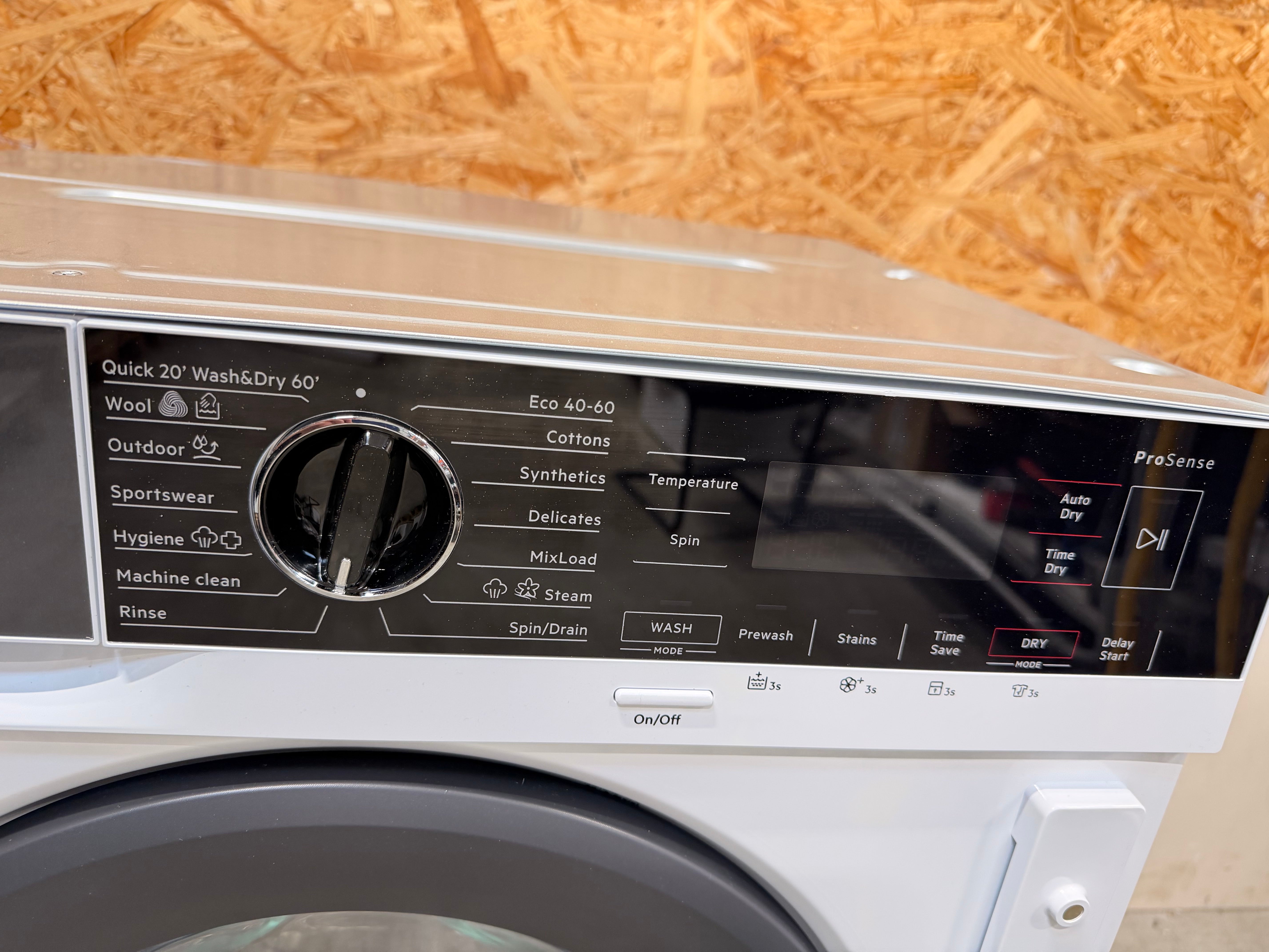 AEG integrerbar vaske-/tørremaskine L7WBI864T4 - D19579