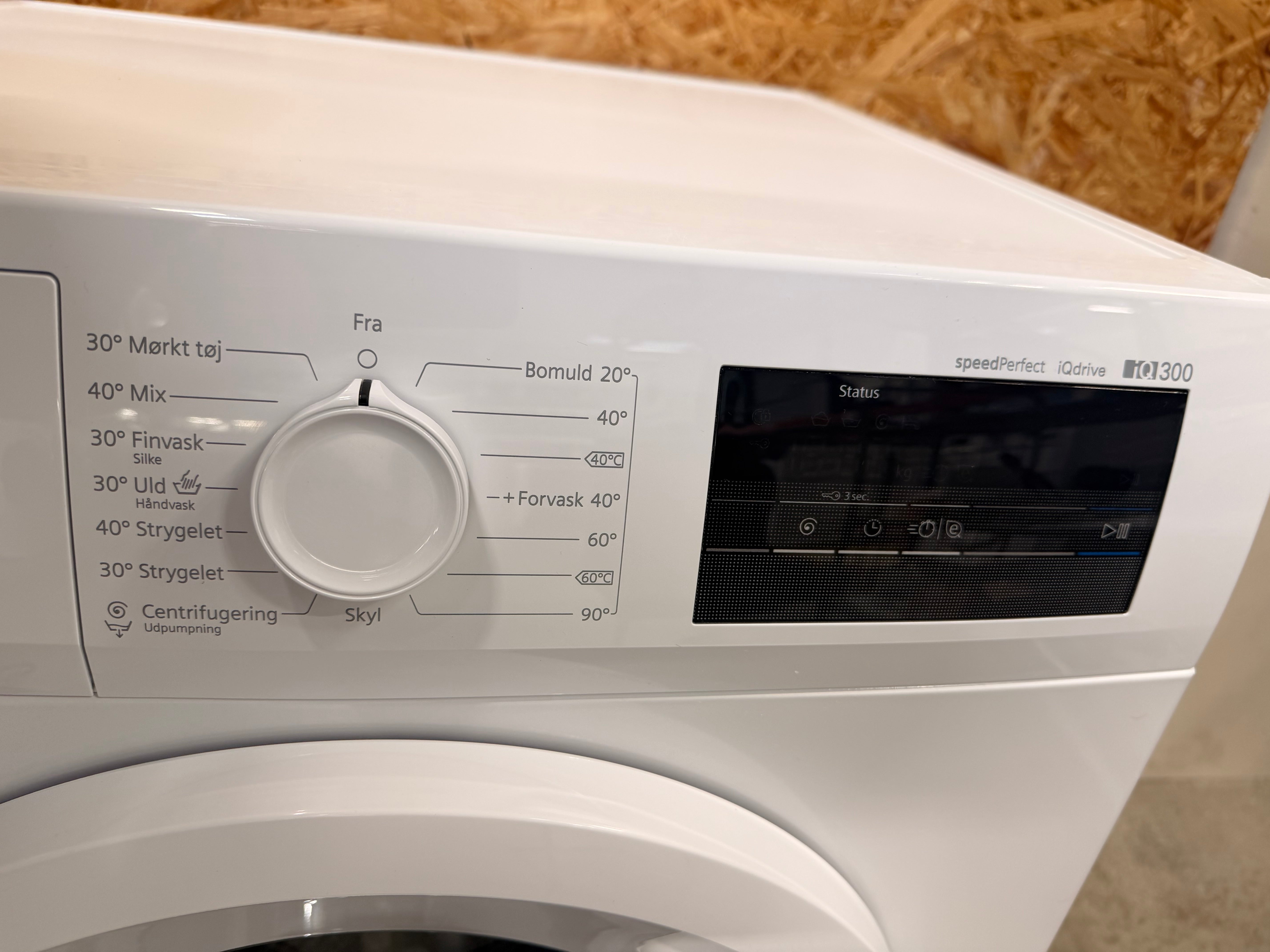 Siemens iQ300 vaskemaskine WM14N0L7DN - D20002