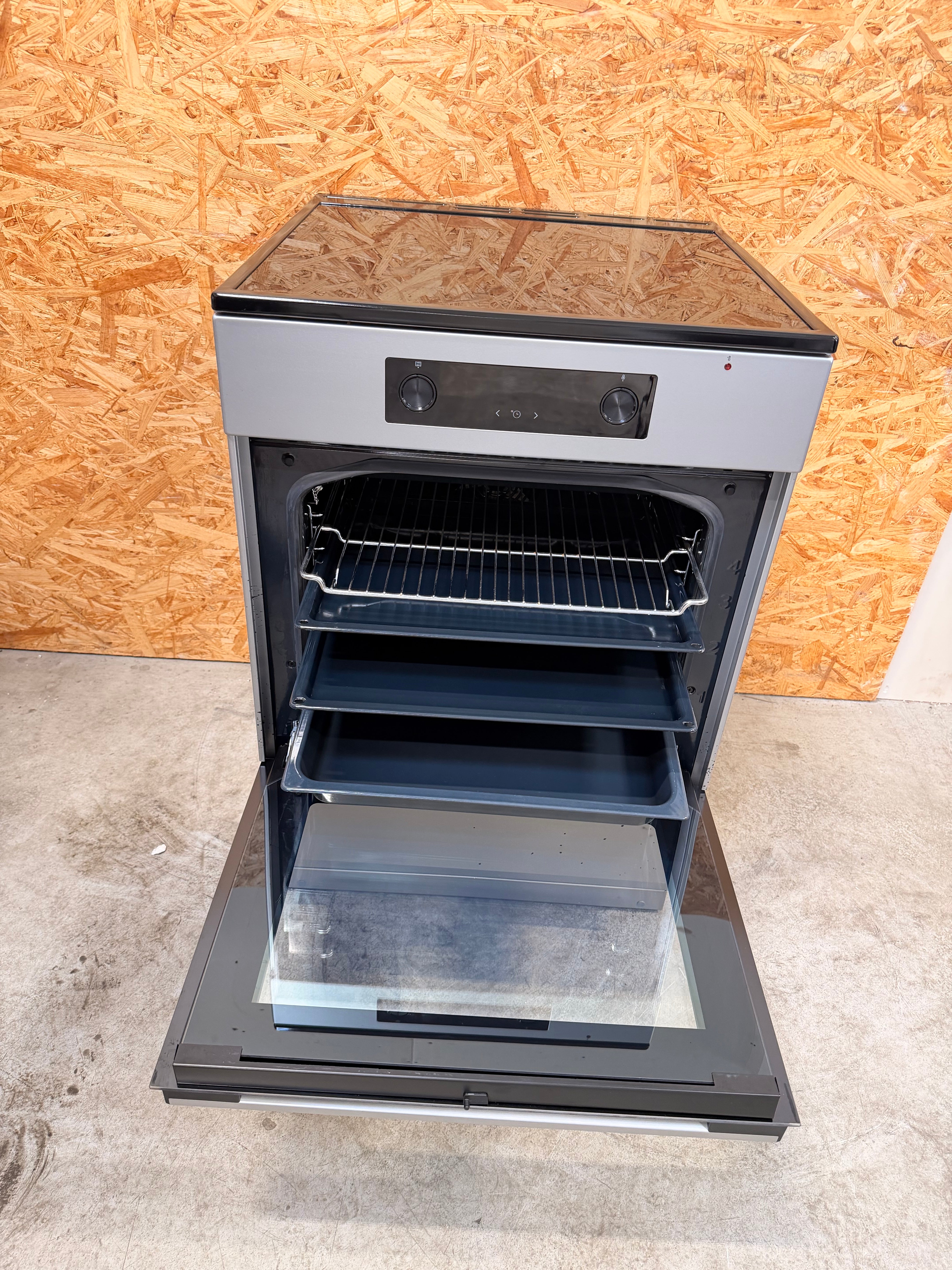 Hisense induktions komfur HCI8647SG - D19575