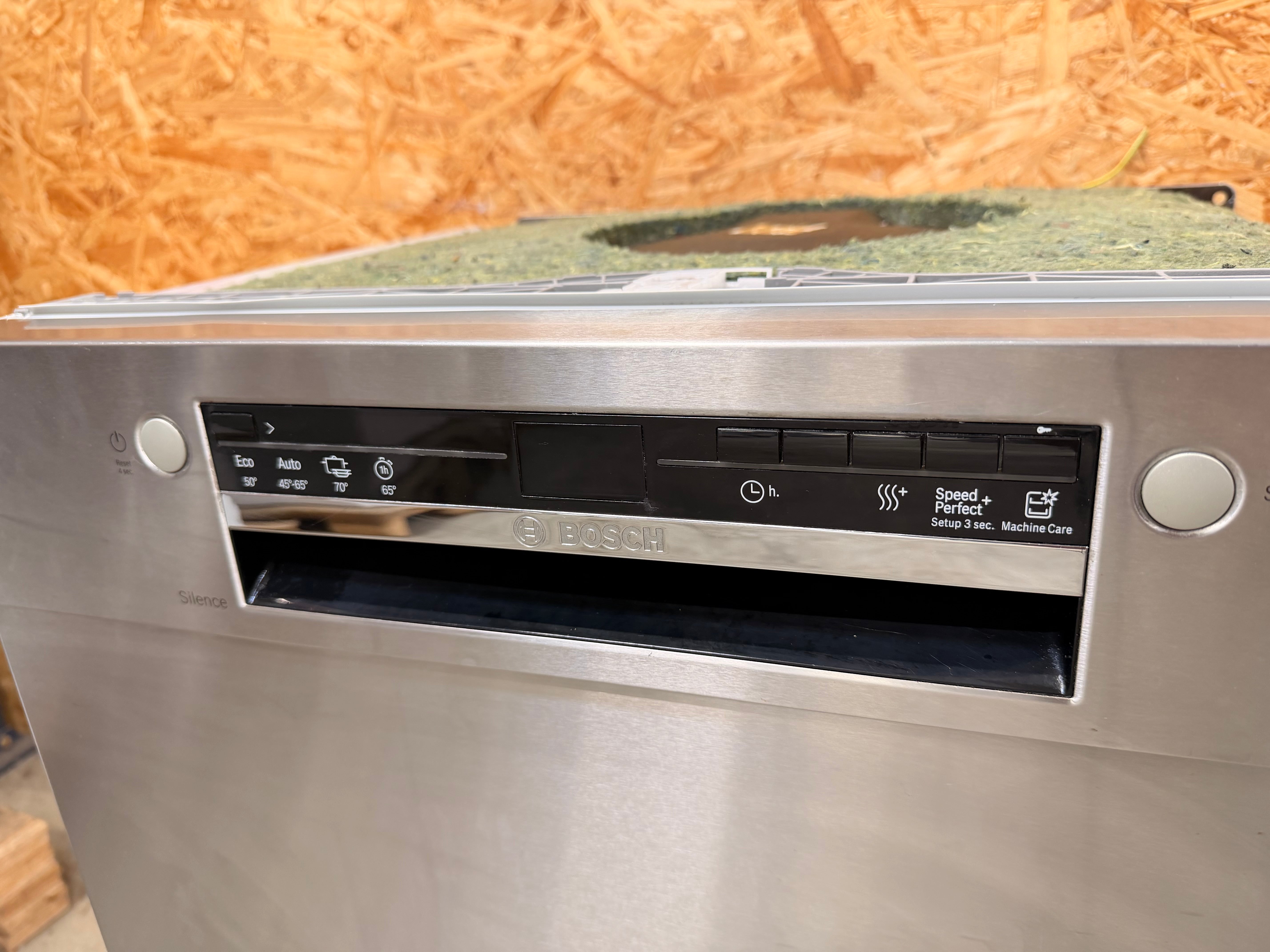Bosch opvaskemaskine SGU2HVS20E- D19980