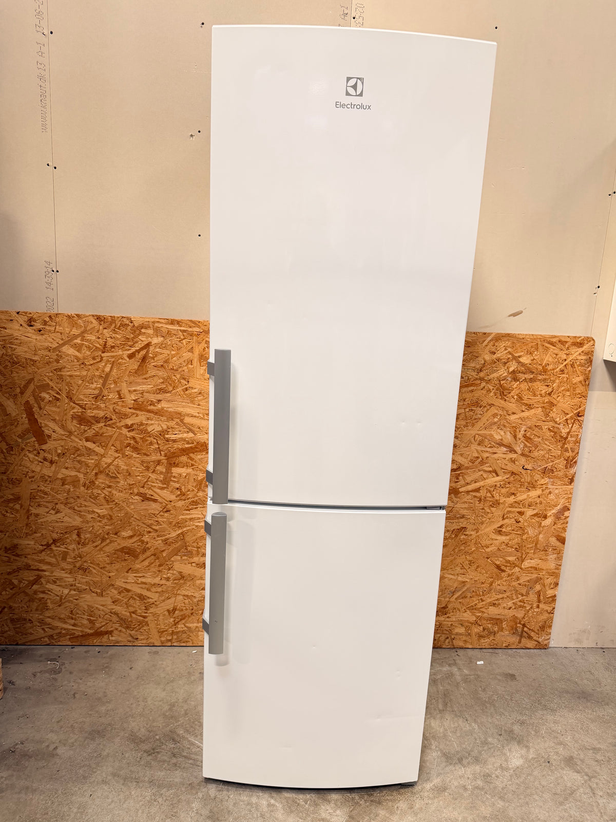 Electrolux køle/fryseskab EN3615MOW - D20188