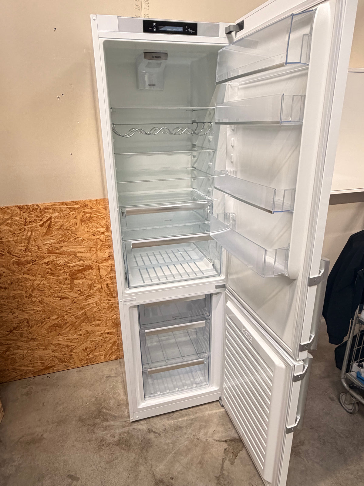 Electrolux køle/fryseskab EN3855MOW - D20254
