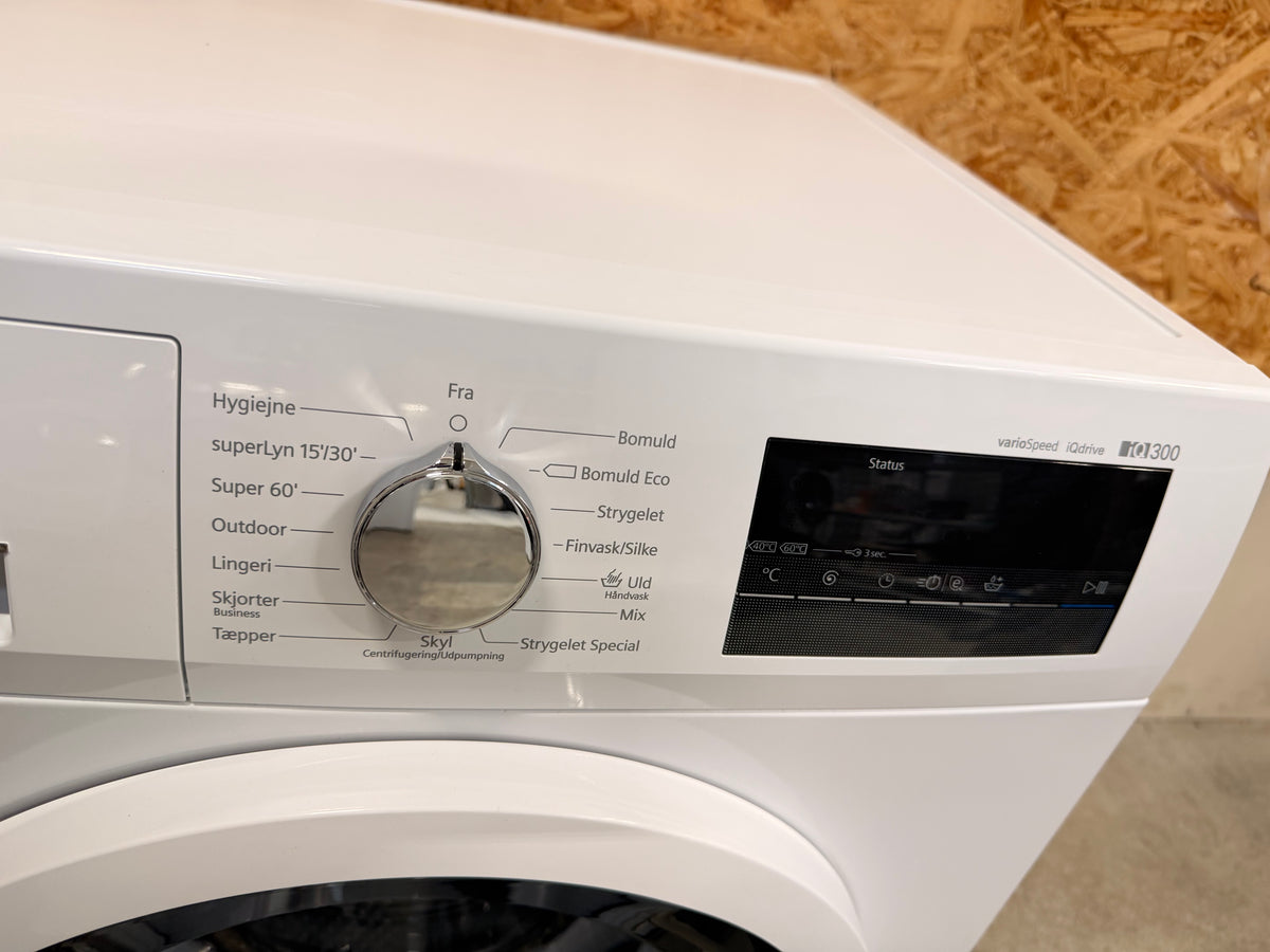 Siemens iQ300 vaskemaskine WM14N18SDN - D20373
