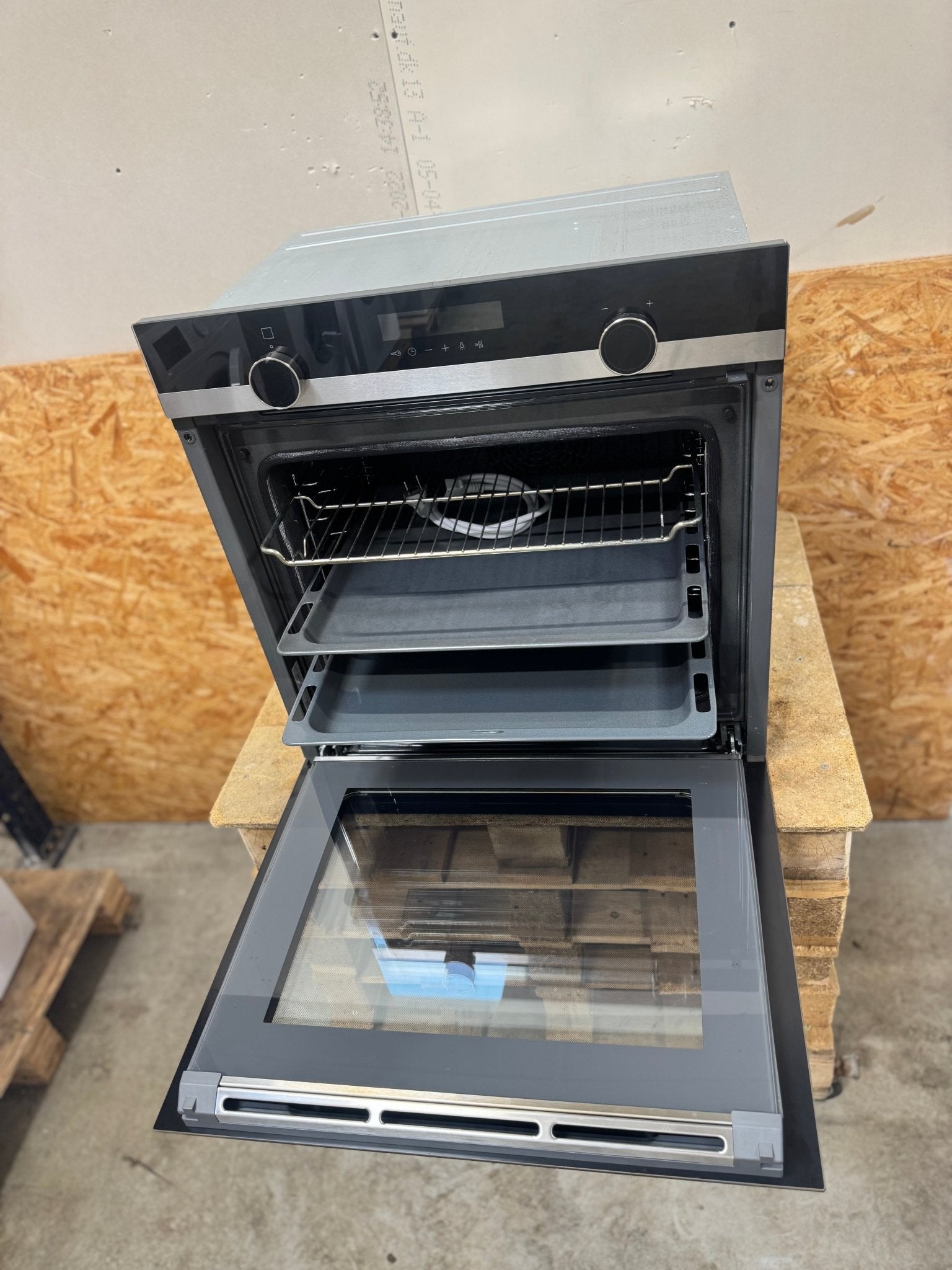 Siemens indbygningsovn HB578ACS0S - D17538 - Recirk - D17538
