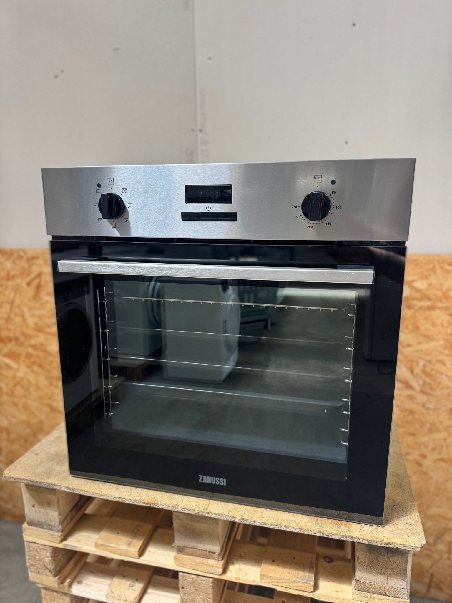 Zanussi indbygningsovn ZOHNX2X1 - D15561 - Recirk - D15561