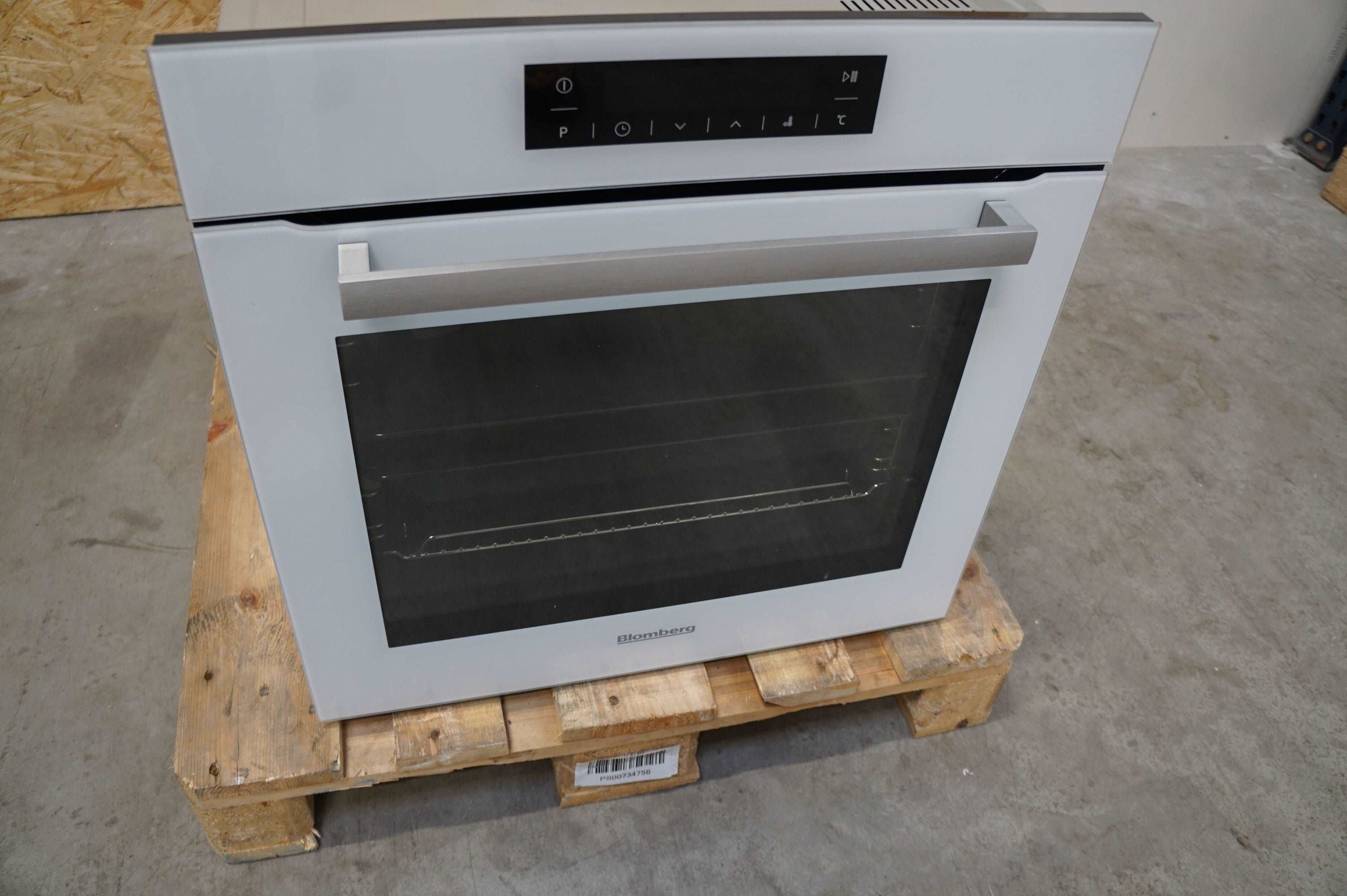 Blomberg indbygningsovn OEN84S60W
