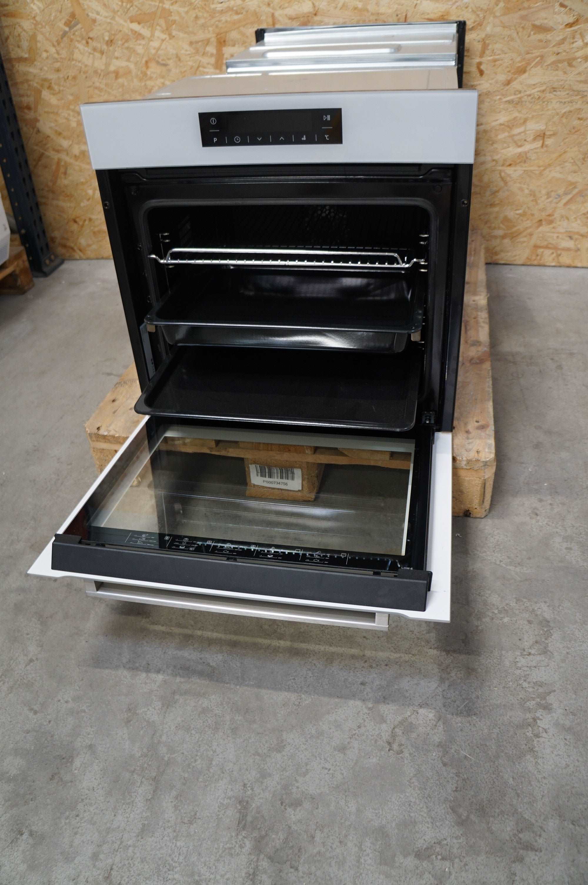 Blomberg indbygningsovn OEN84S60W