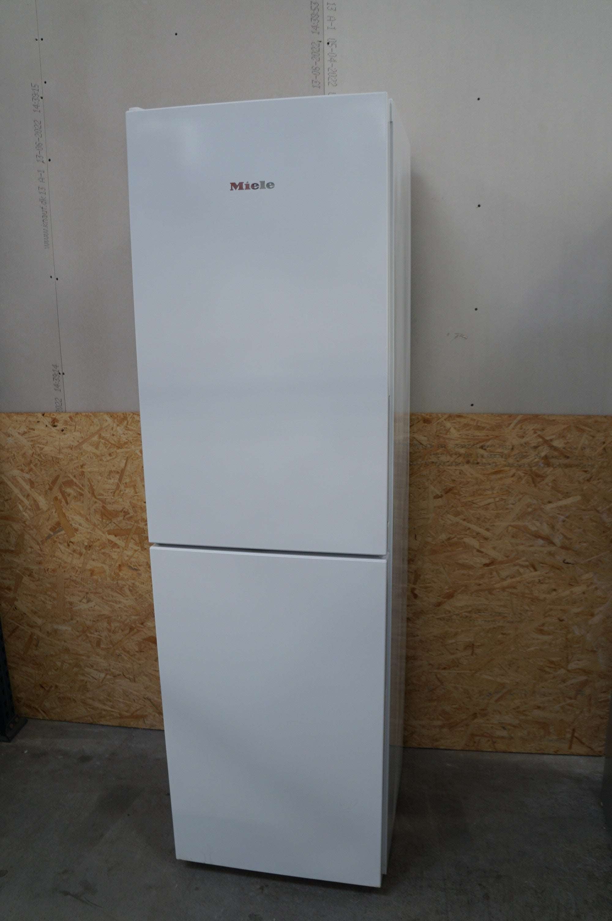 Miele køle/fryseskab KFN29142DWS