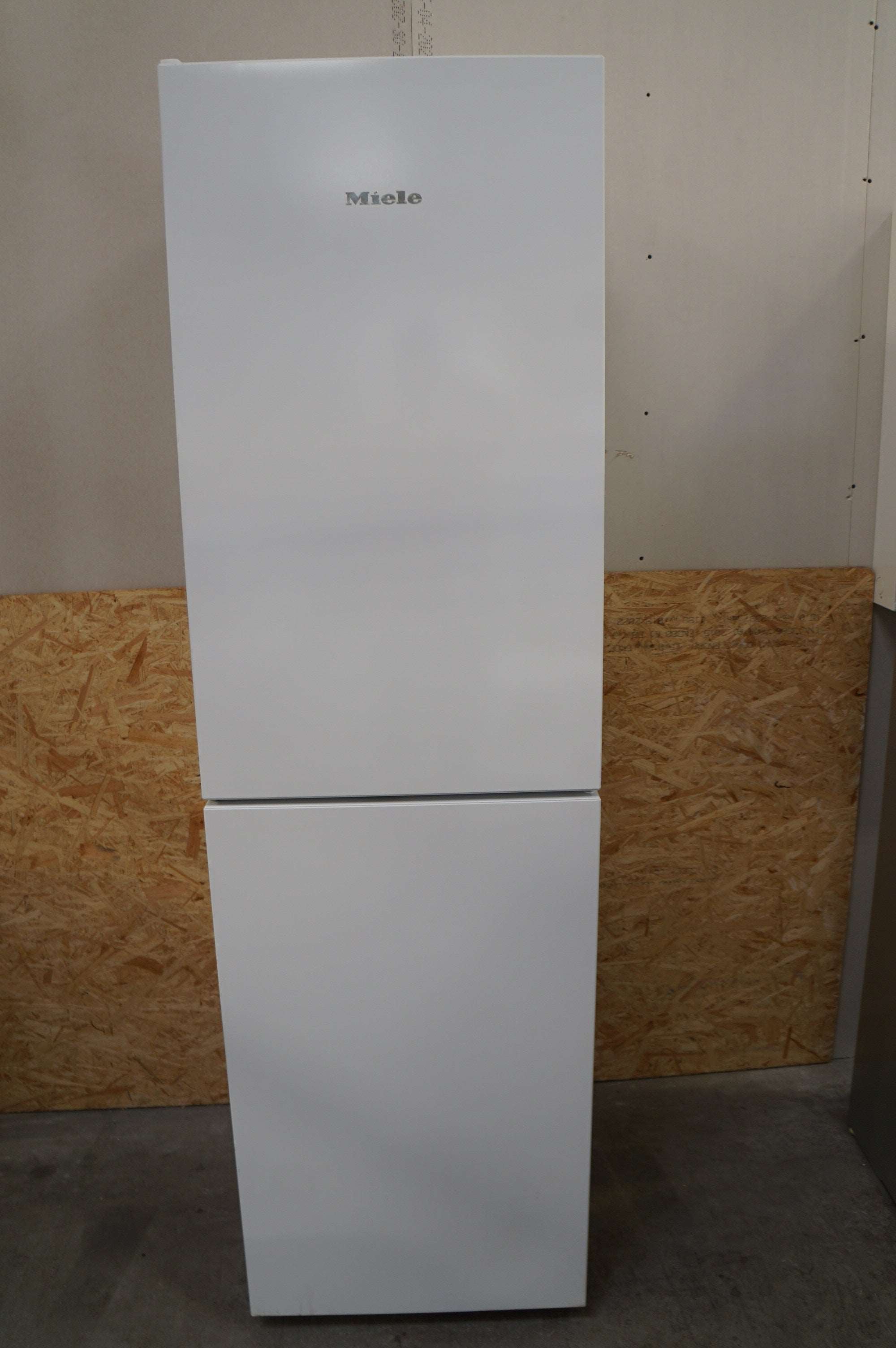 Miele køle/fryseskab KFN29142DWS