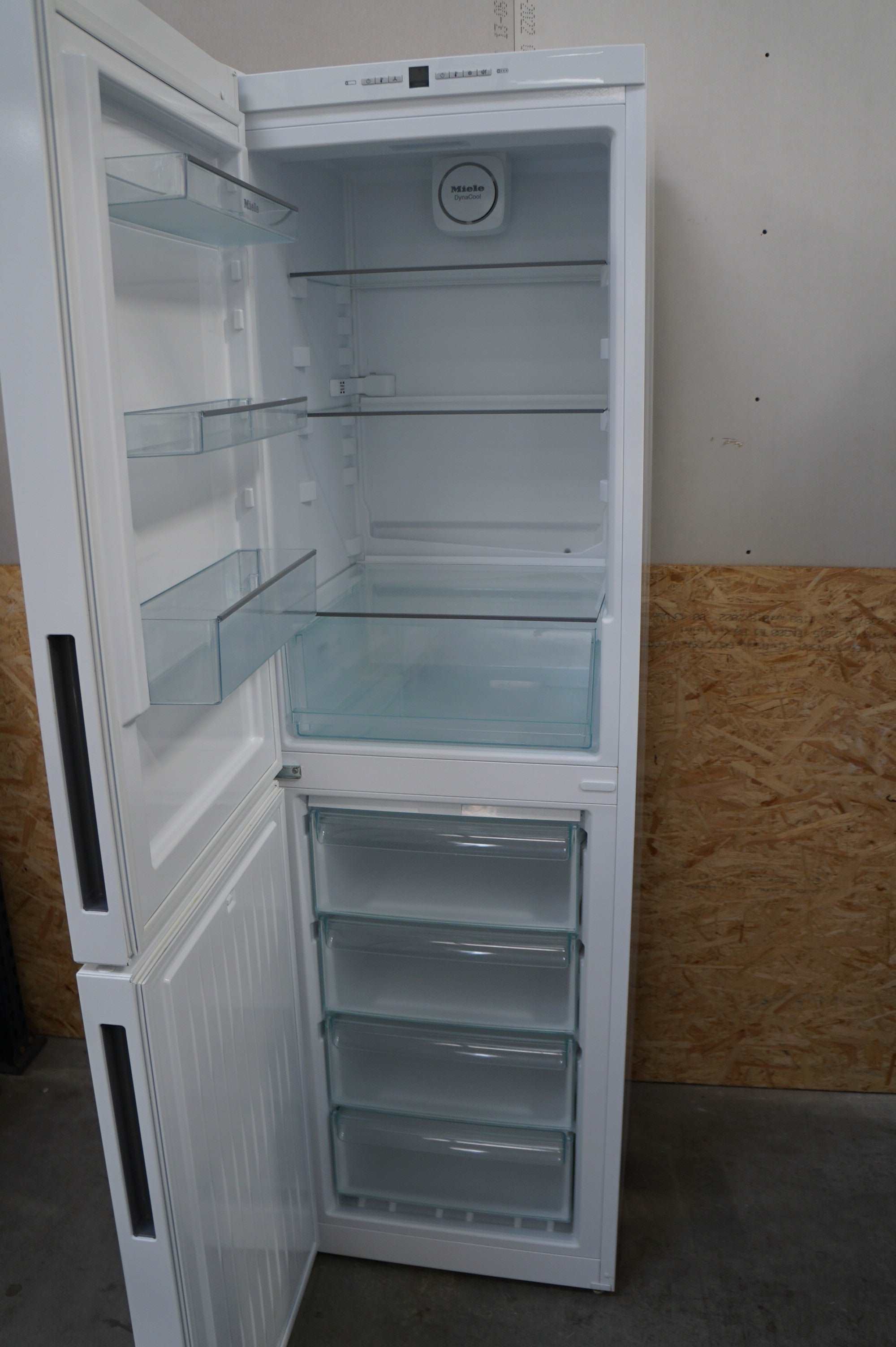 Miele køle/fryseskab KFN29142DWS