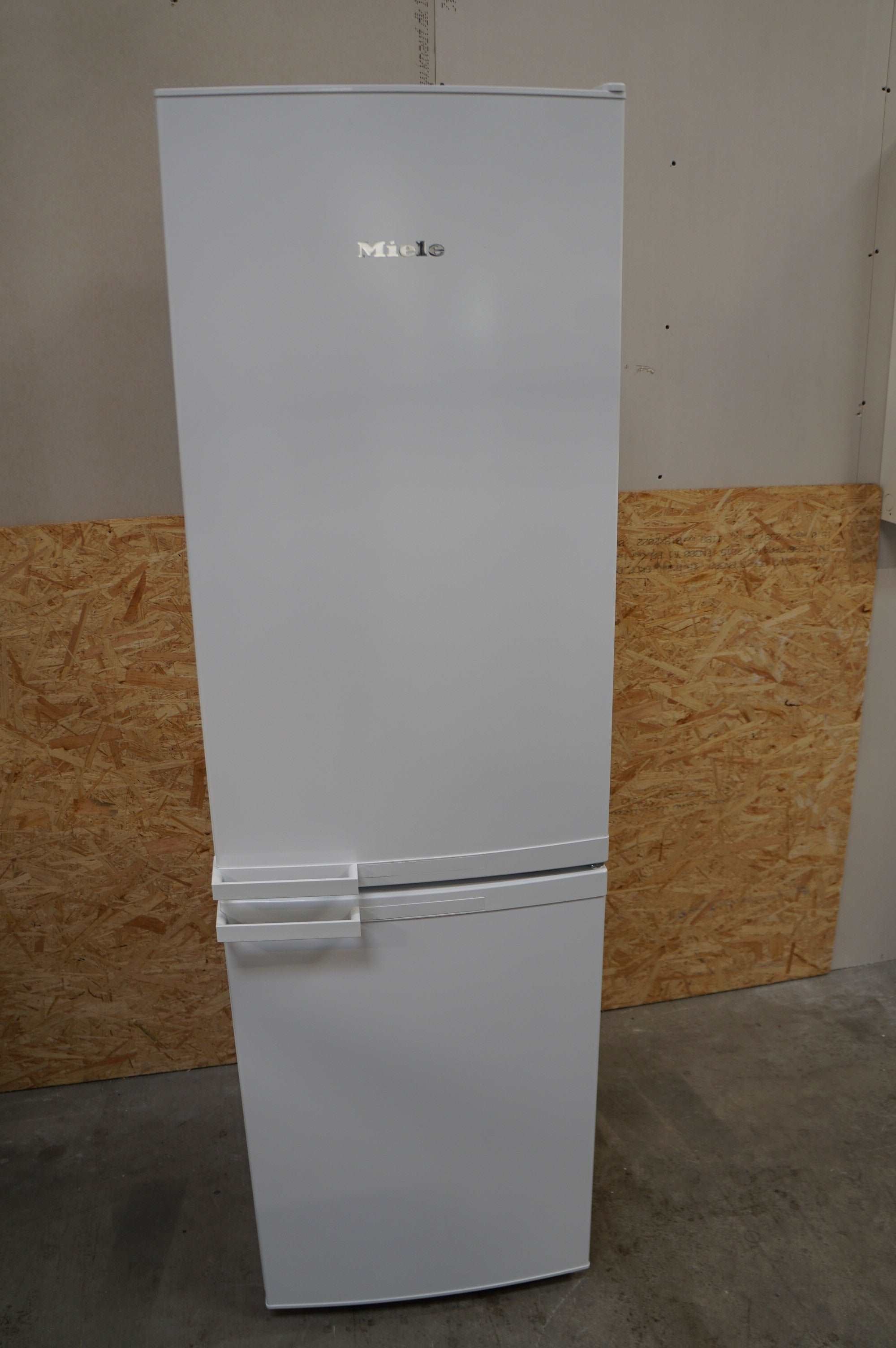 Miele køle/fryseskab KD28052WS