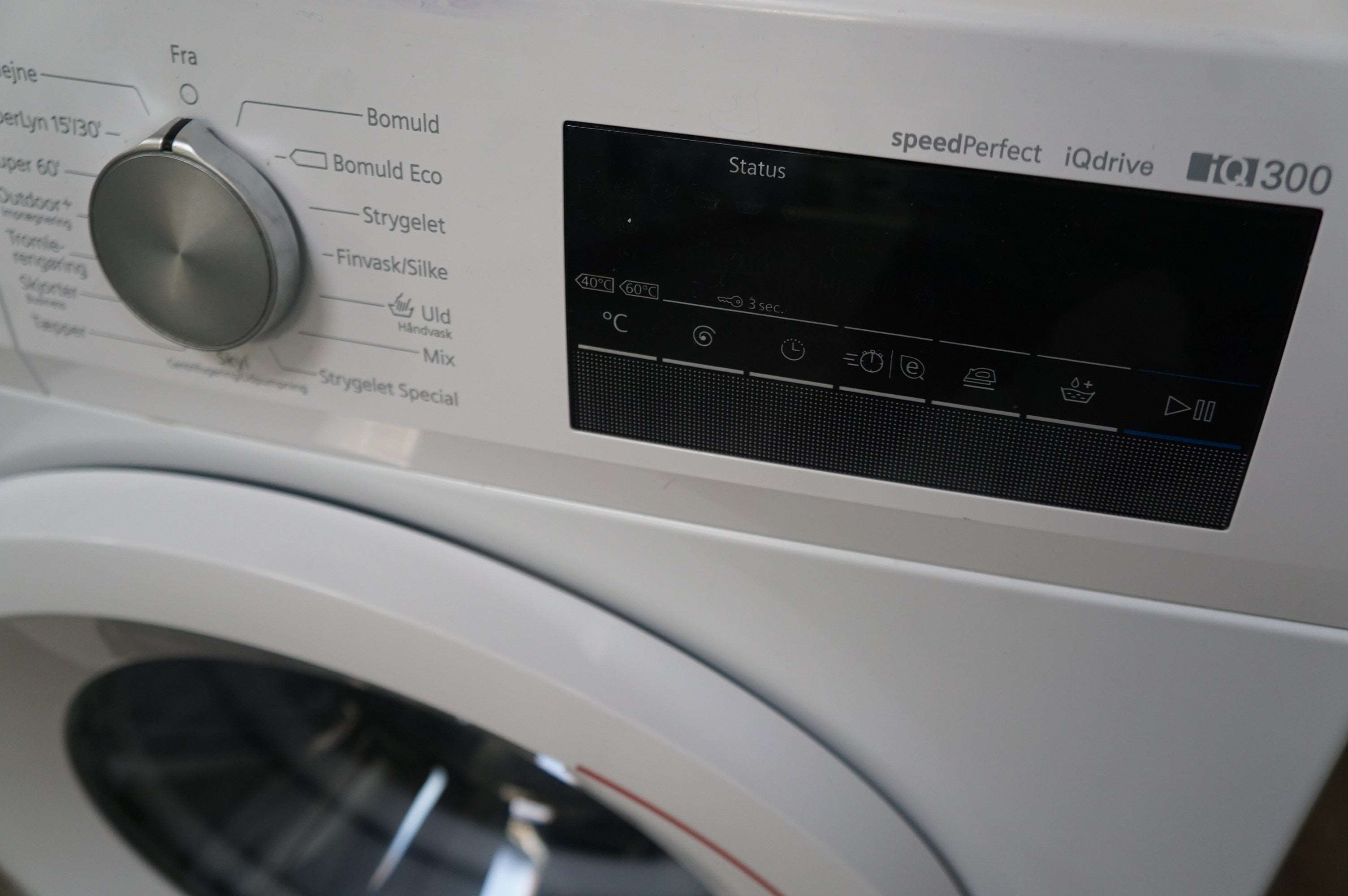Siemens iQ300 vaskemaskine WM14N2E8DN