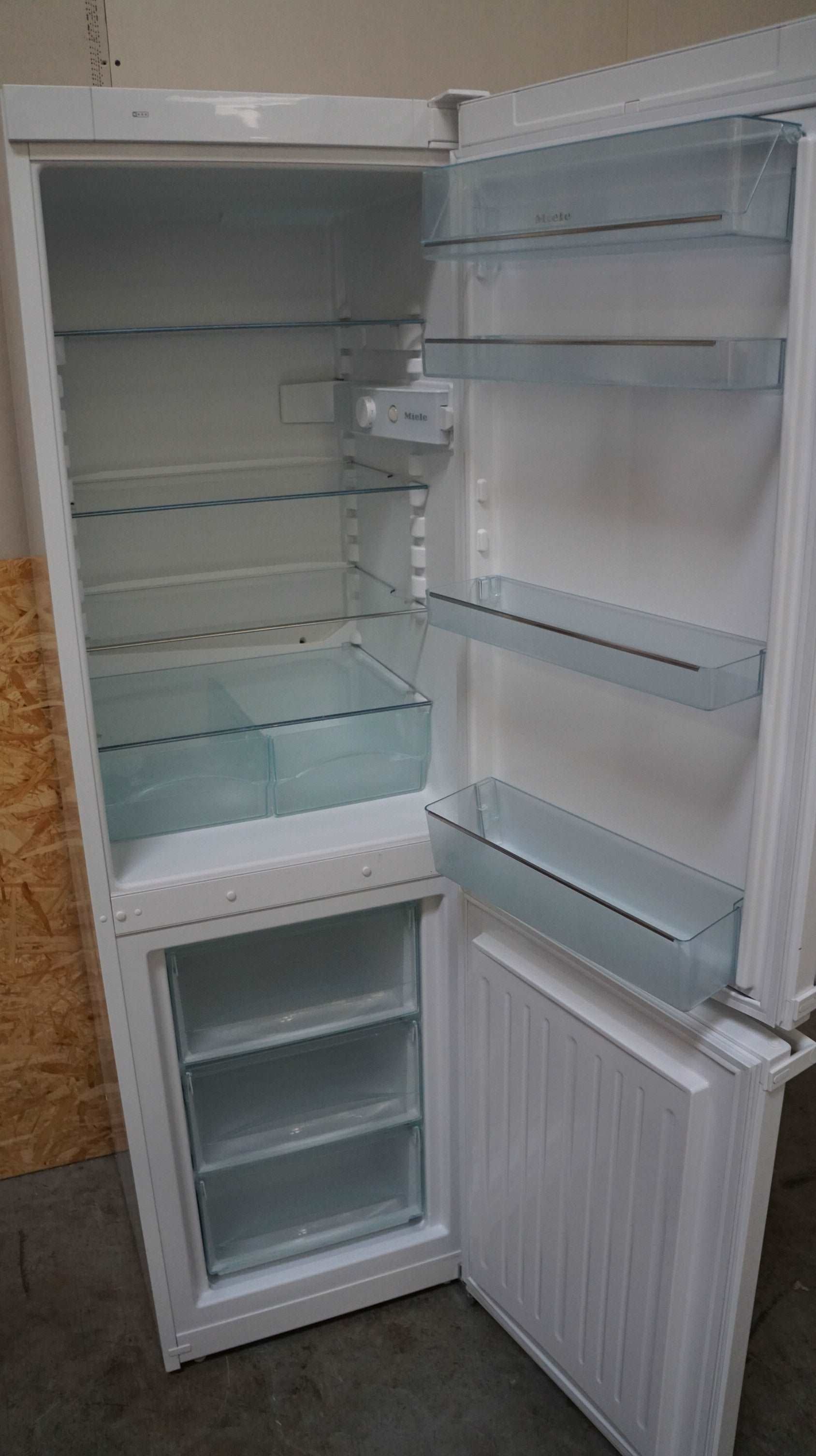 Miele køle/fryseskab KD12813S