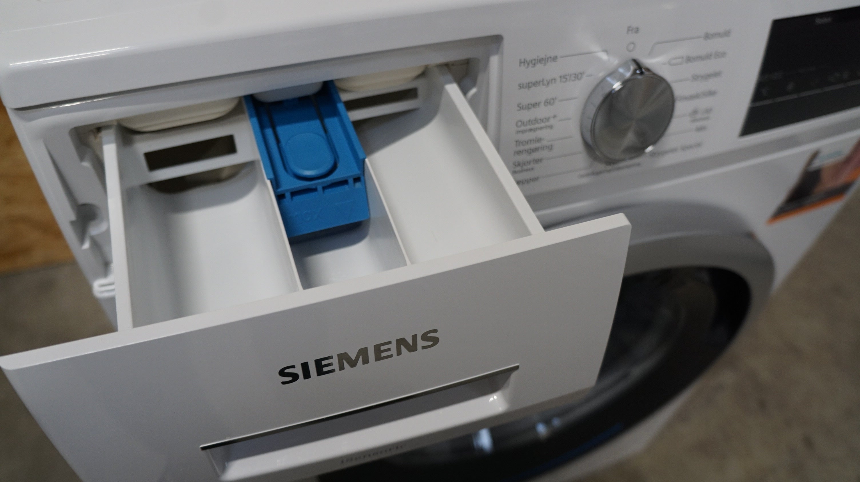 Siemens iQ300 vaskemaskine WM14N1B8DN - D10196