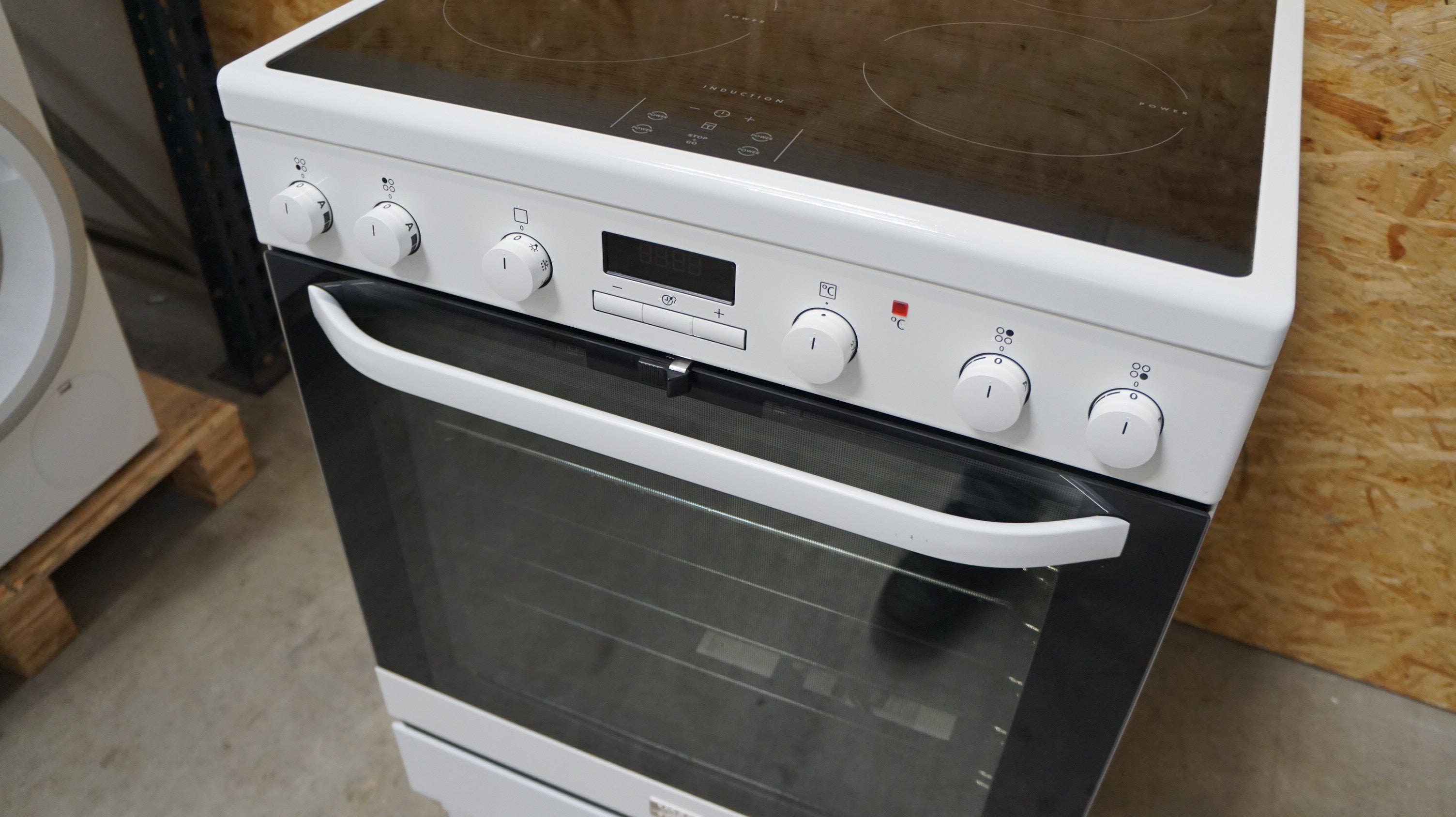 Voss/Electrolux keramisk komfur ELI13321HV - D06567