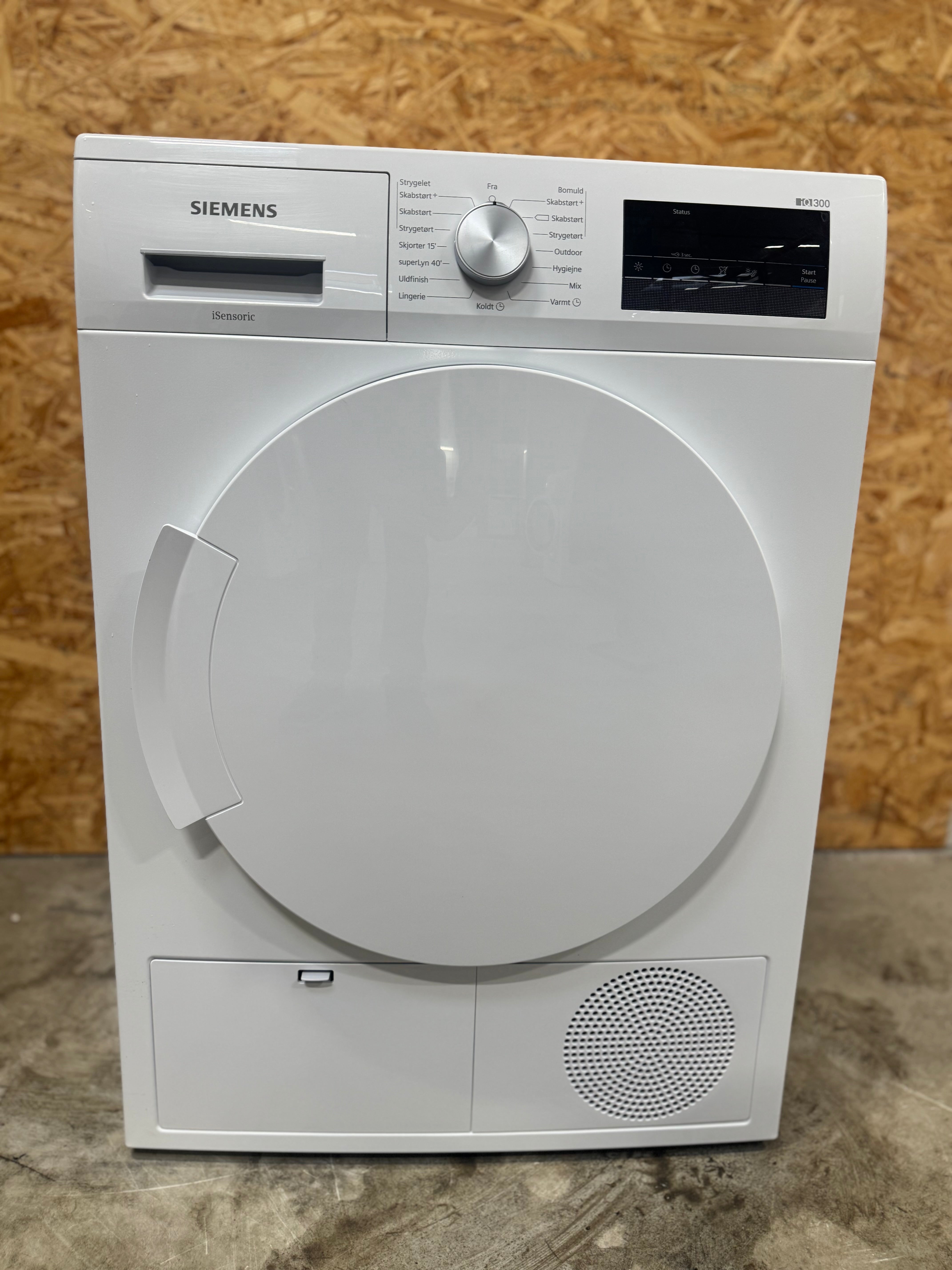 Siemens iQ300 tørretumbler WT43N2L7DN - D17215