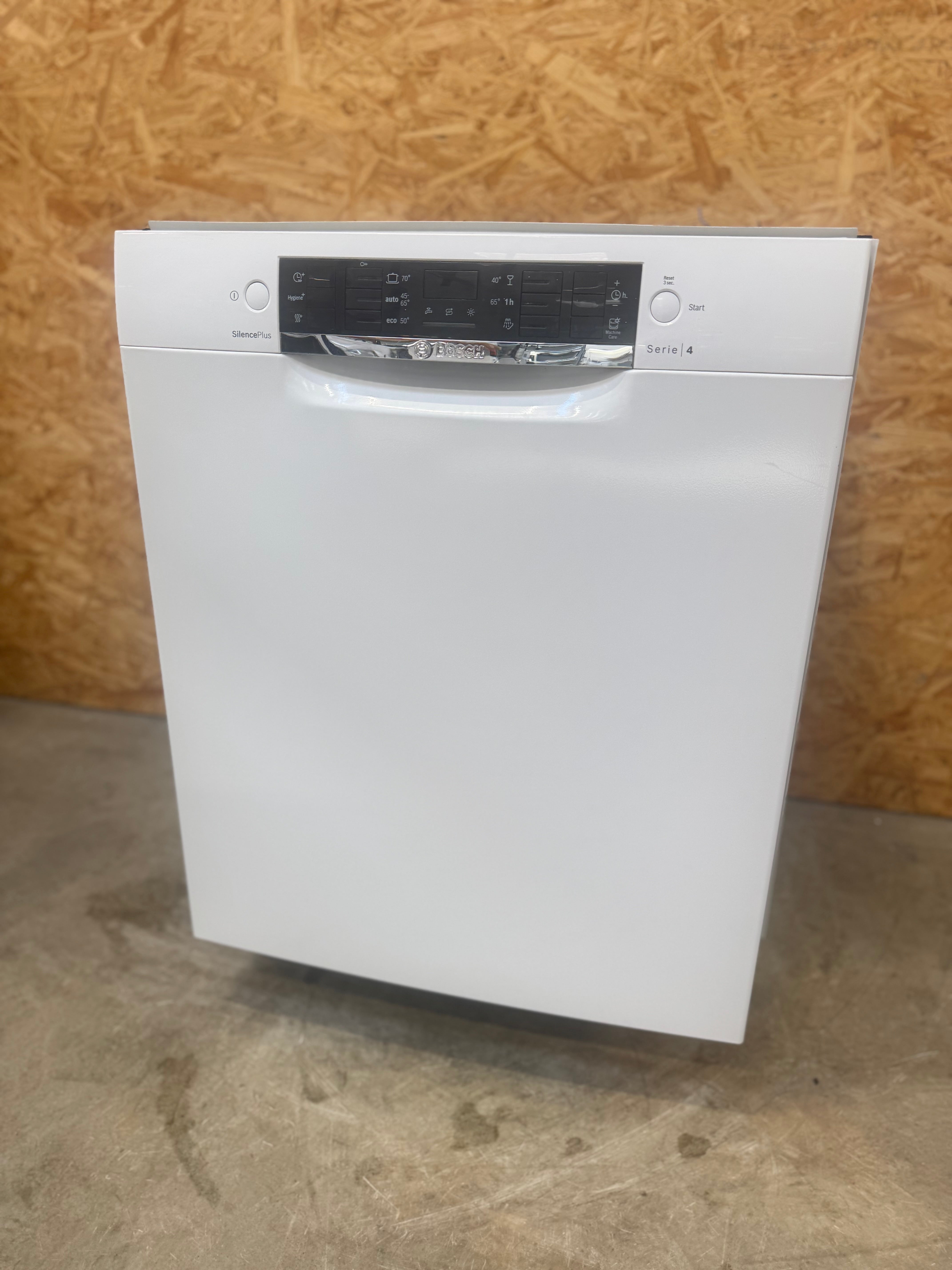 Bosch Opvaskemaskine SMU46CW01S - D15580