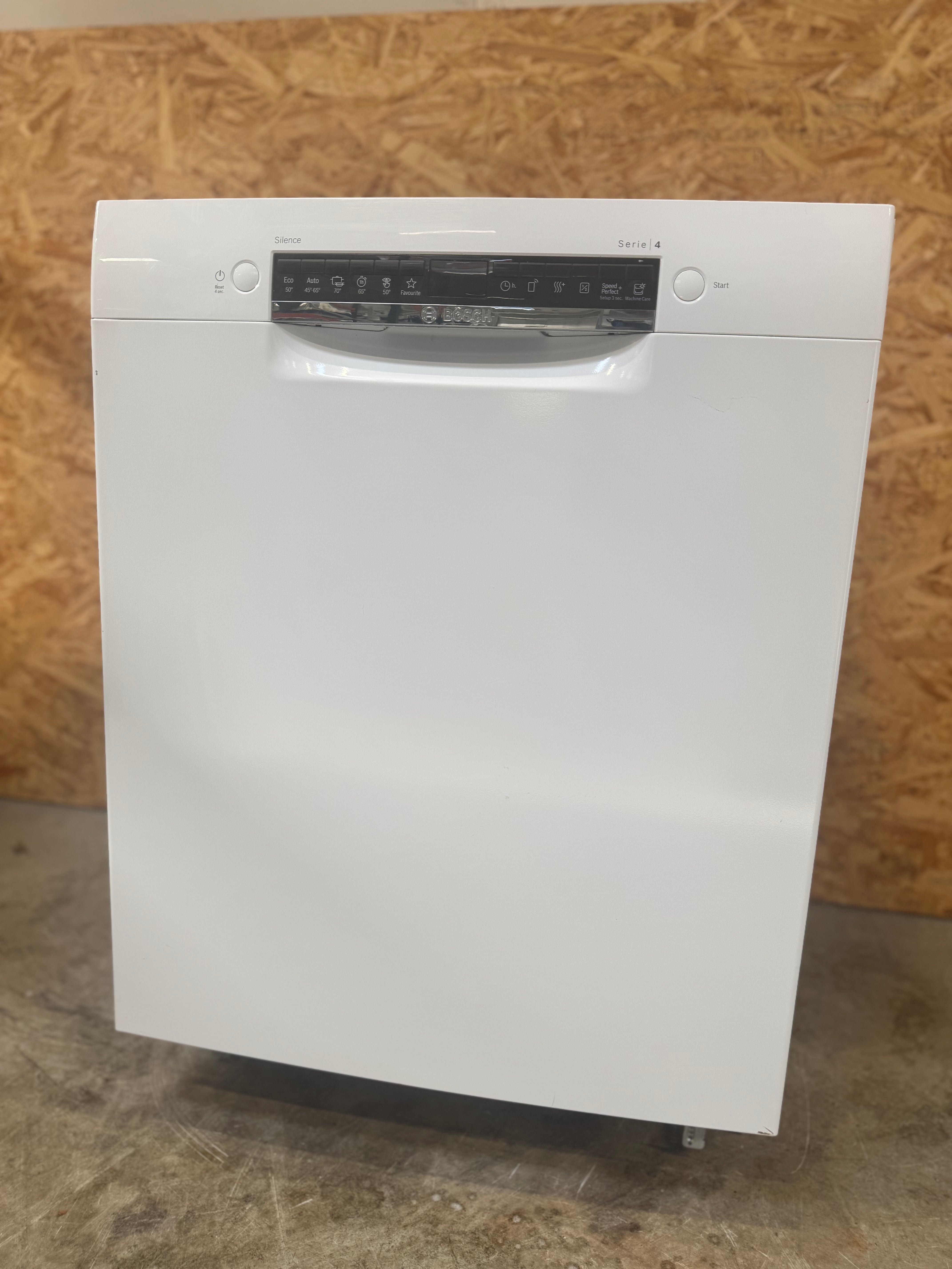 Bosch Series 4 opvaskemaskine SMU4HVW71S - D15986