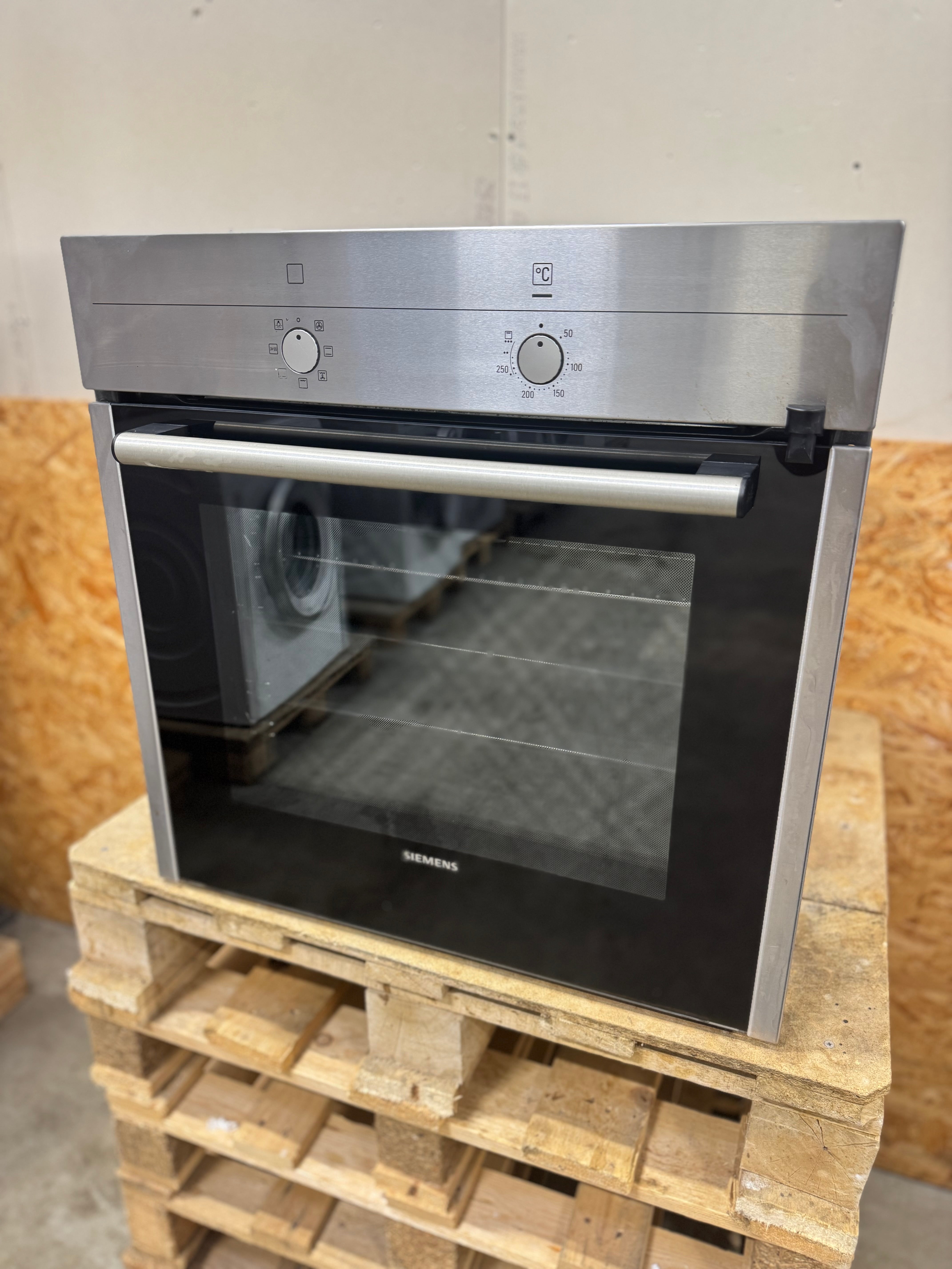 Siemens indbygningsovn HB20AB512S  - D17725