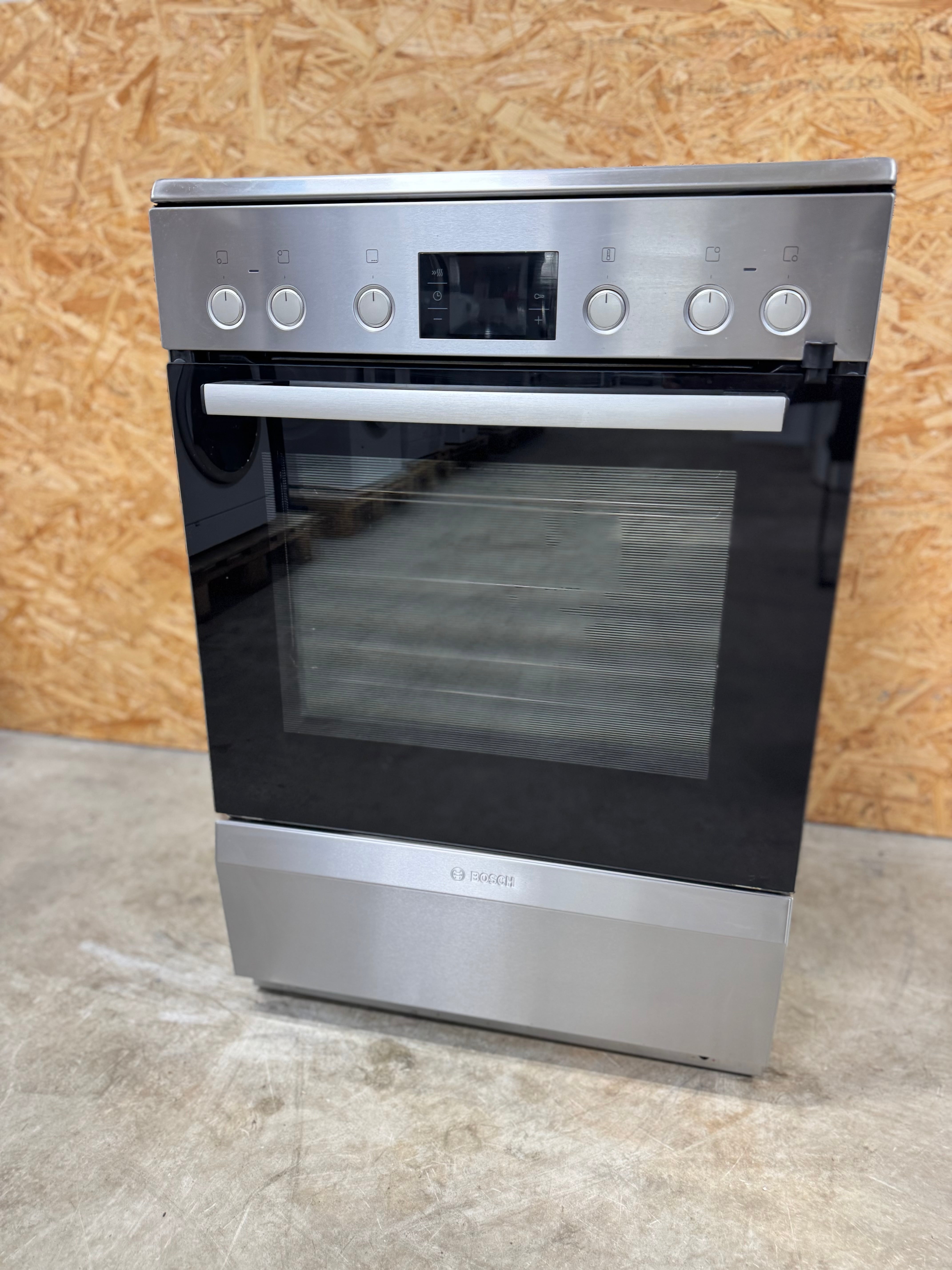 Bosch keramisk komfur HCA744251U - D15176