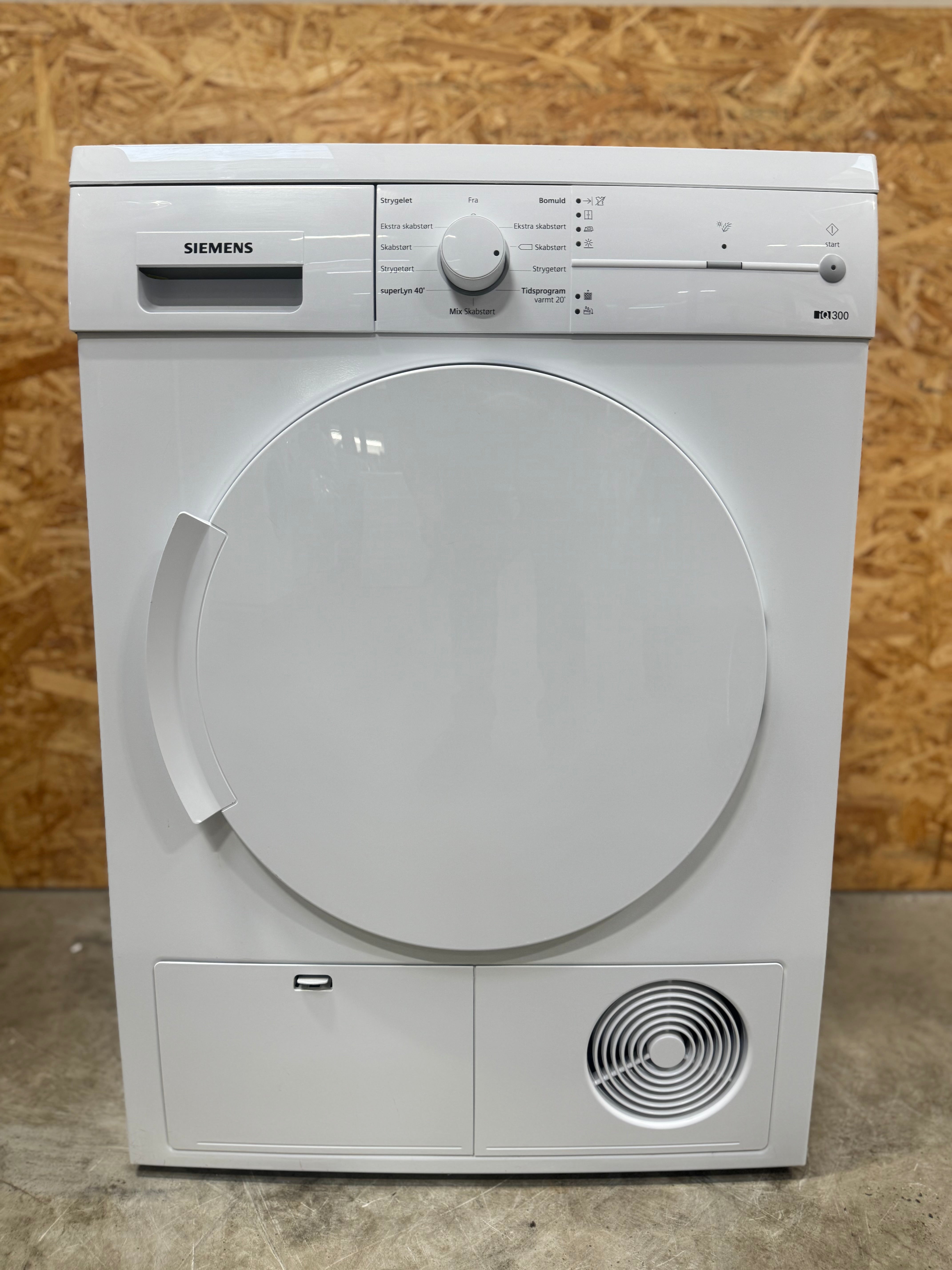 Siemens kondenstørretumbler WT44E1L7DN - D17146