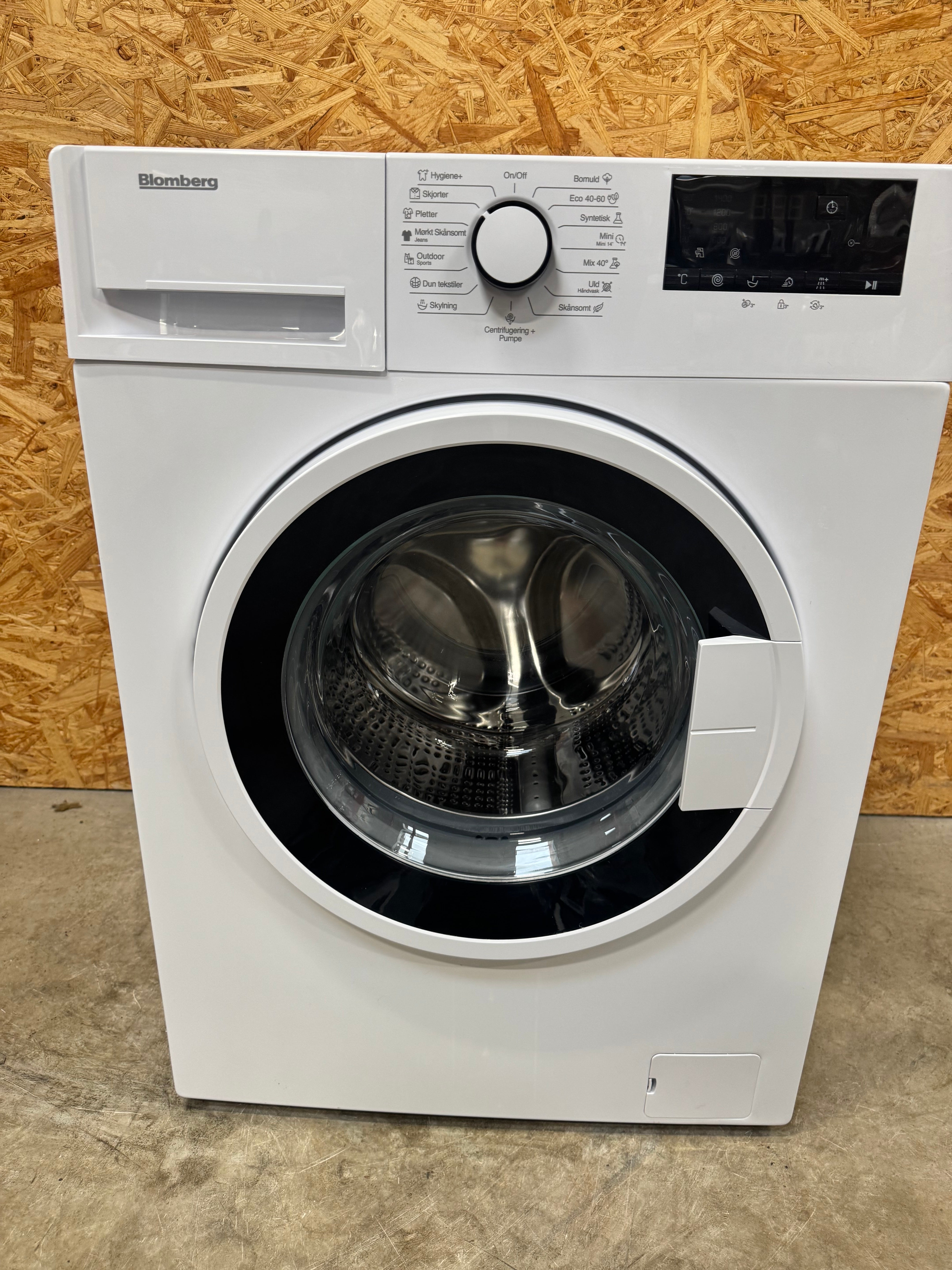 Blomberg vaskemaskine BWX274W2 - D16145