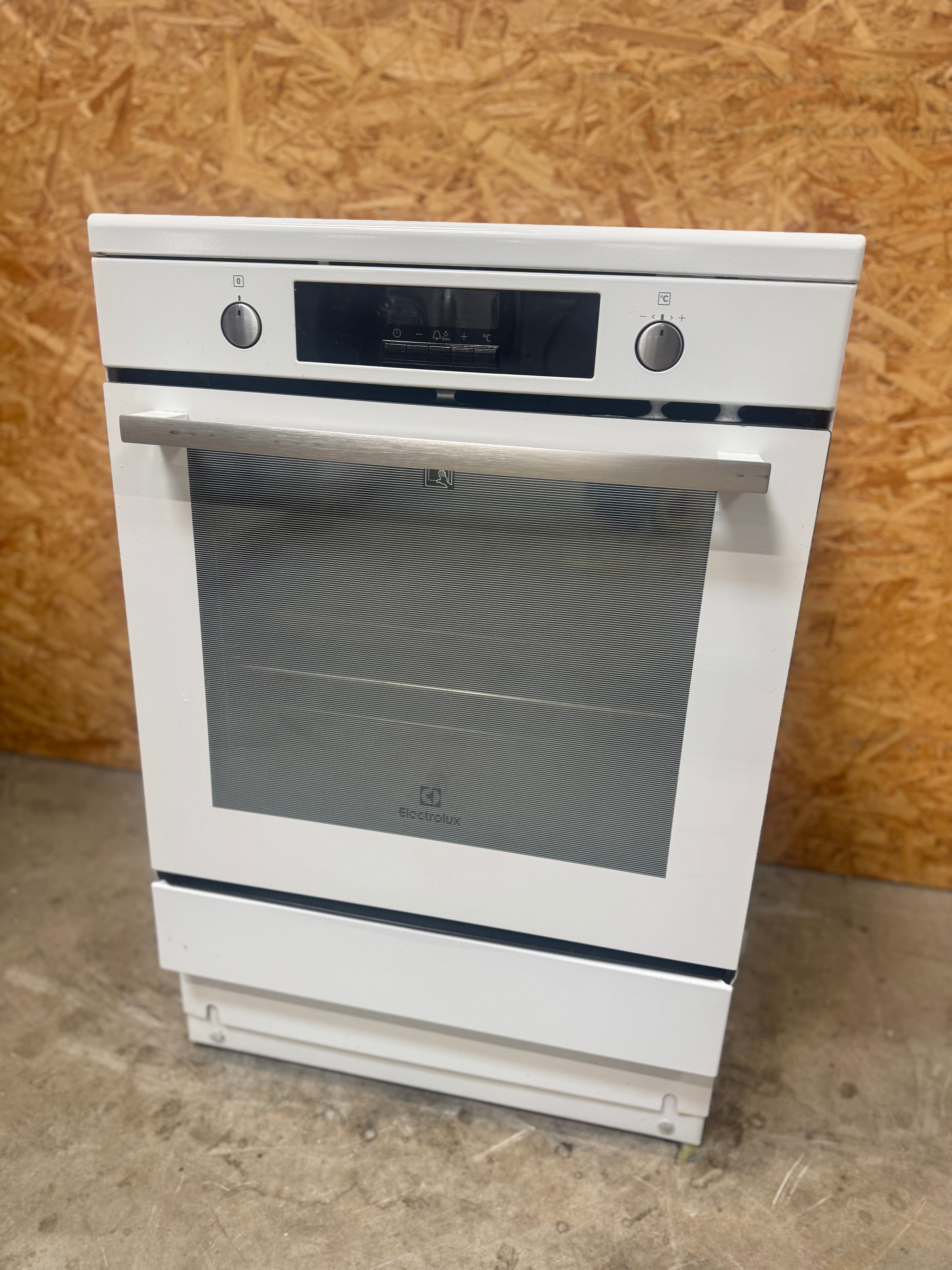Electrolux induktionskomfur EKI6675EIW - D16548