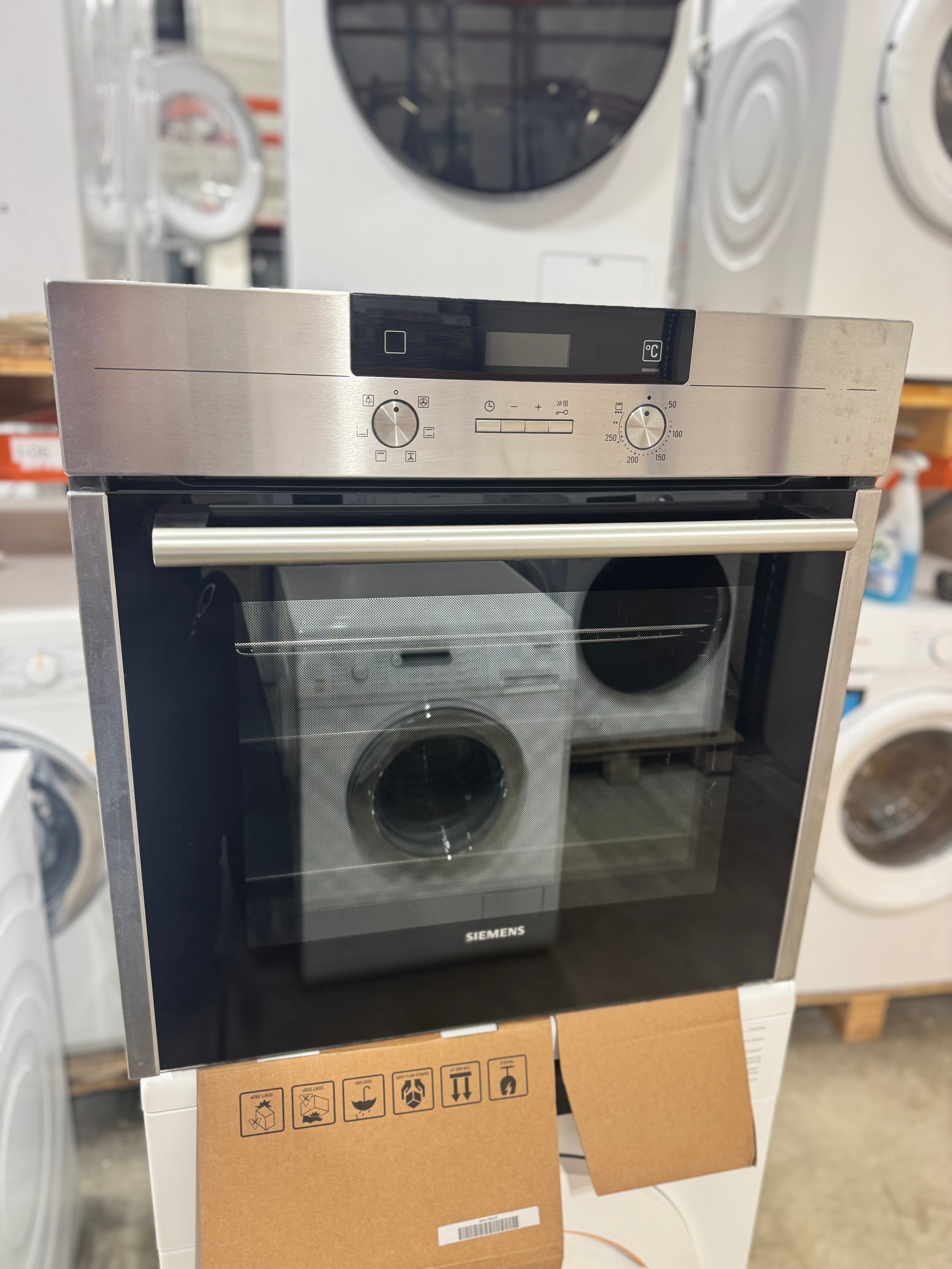 Siemens indbygningsovn HB23AB512S  - D17463