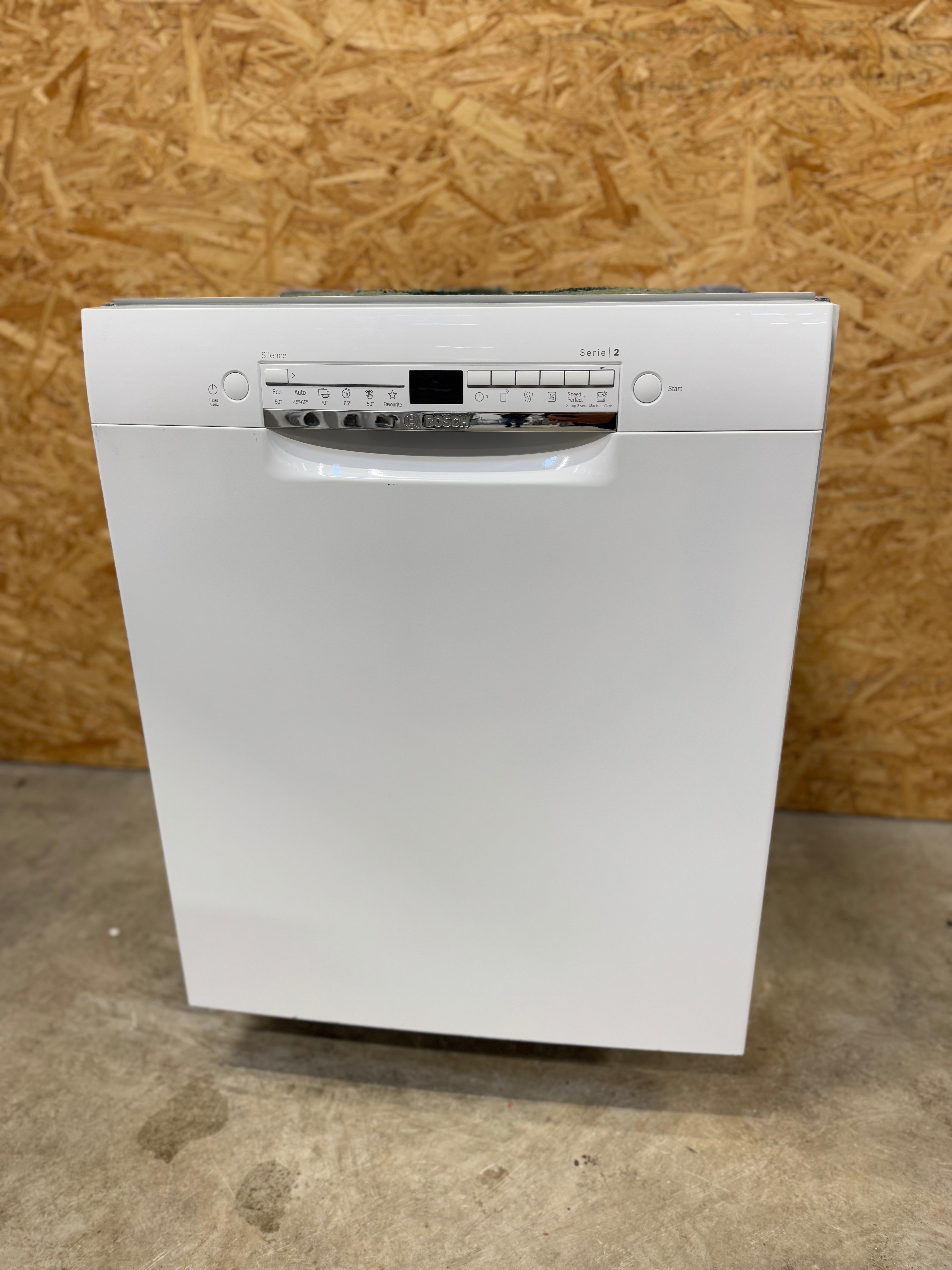 Bosch opvaskemaskine SMU2HTW55S- D13895