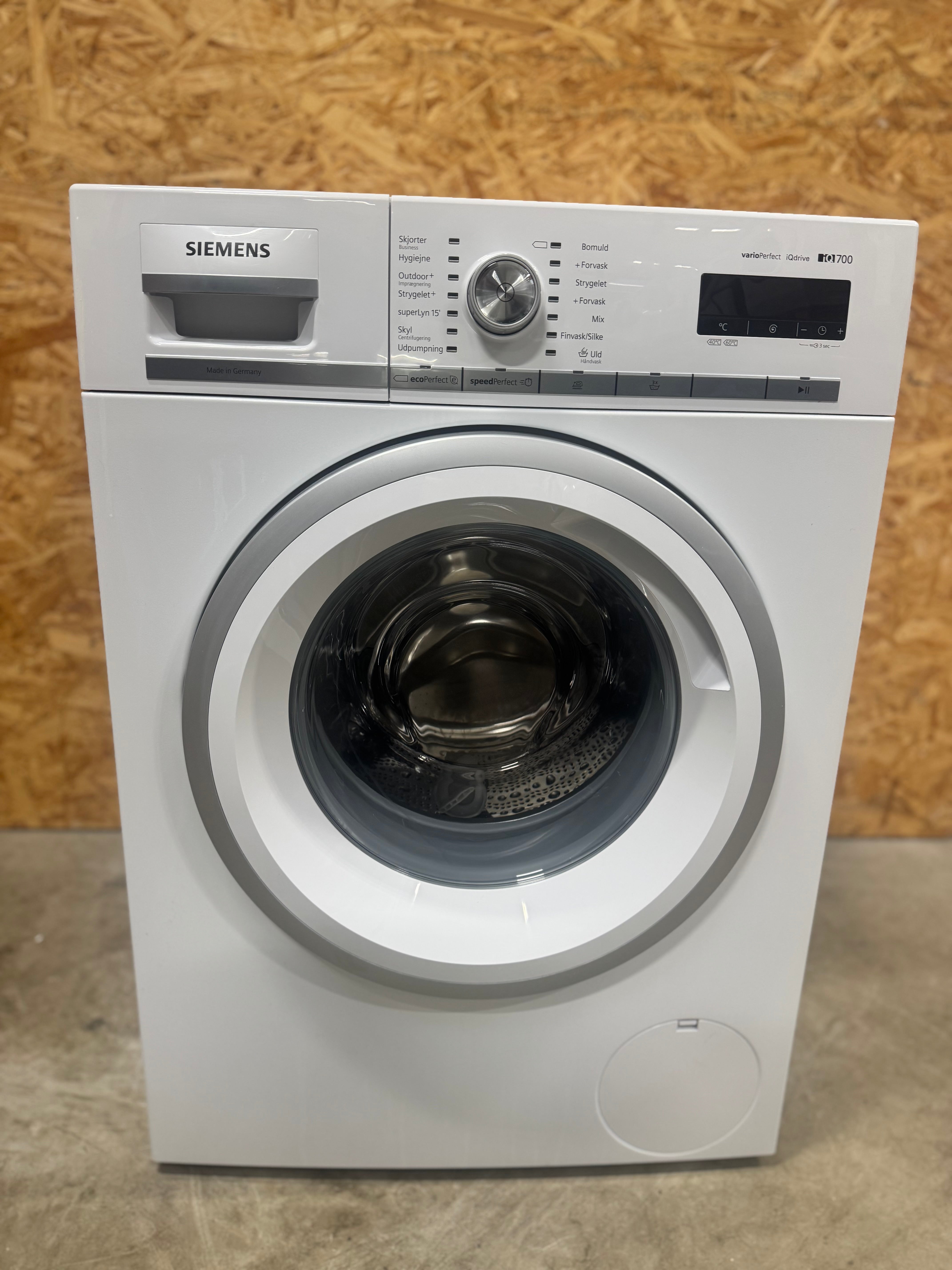 Siemens iQ700 vaskemaskine WM16W468DN - D17661