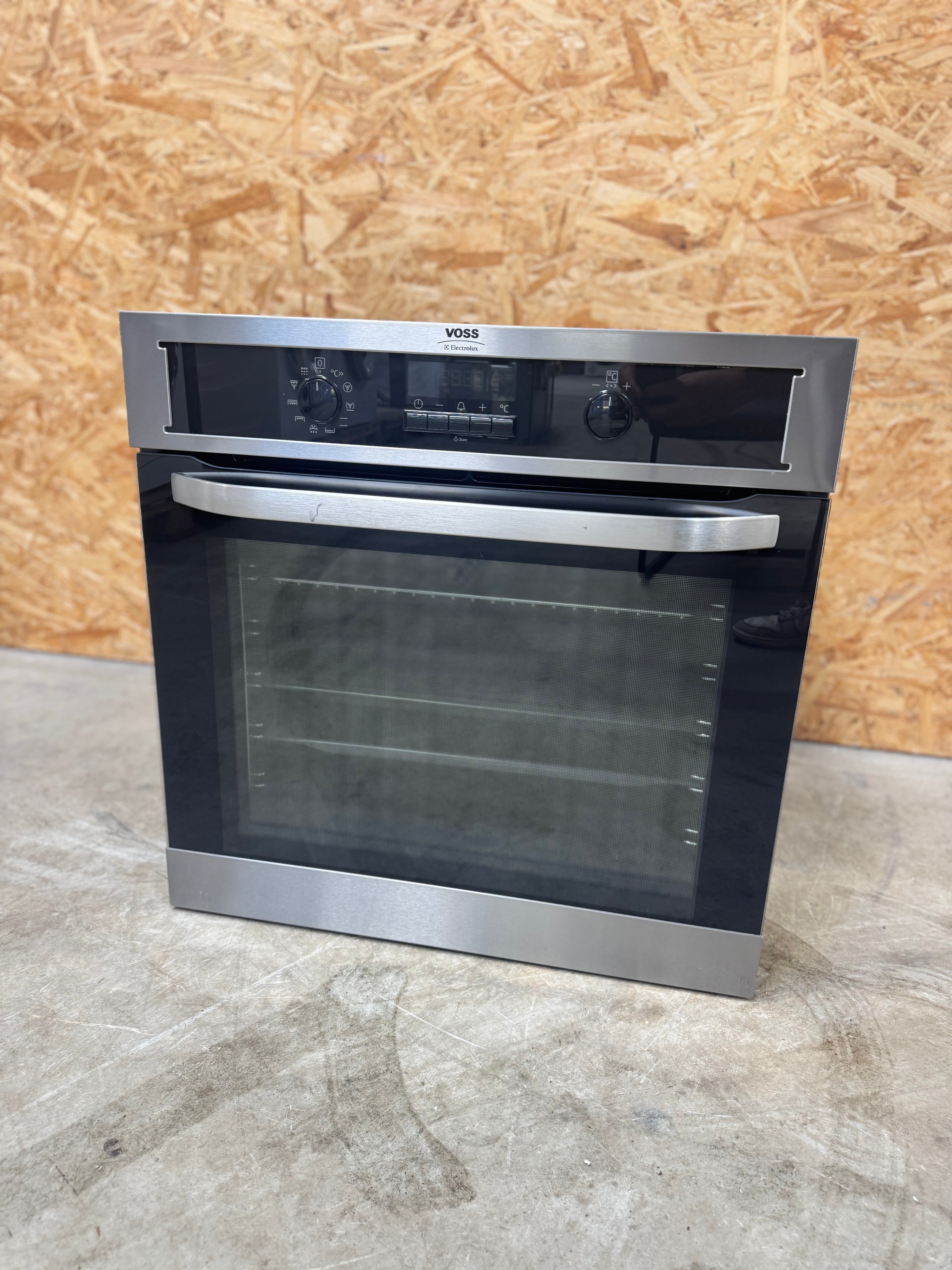 Voss indbygningsovn IEL700RF - D15249