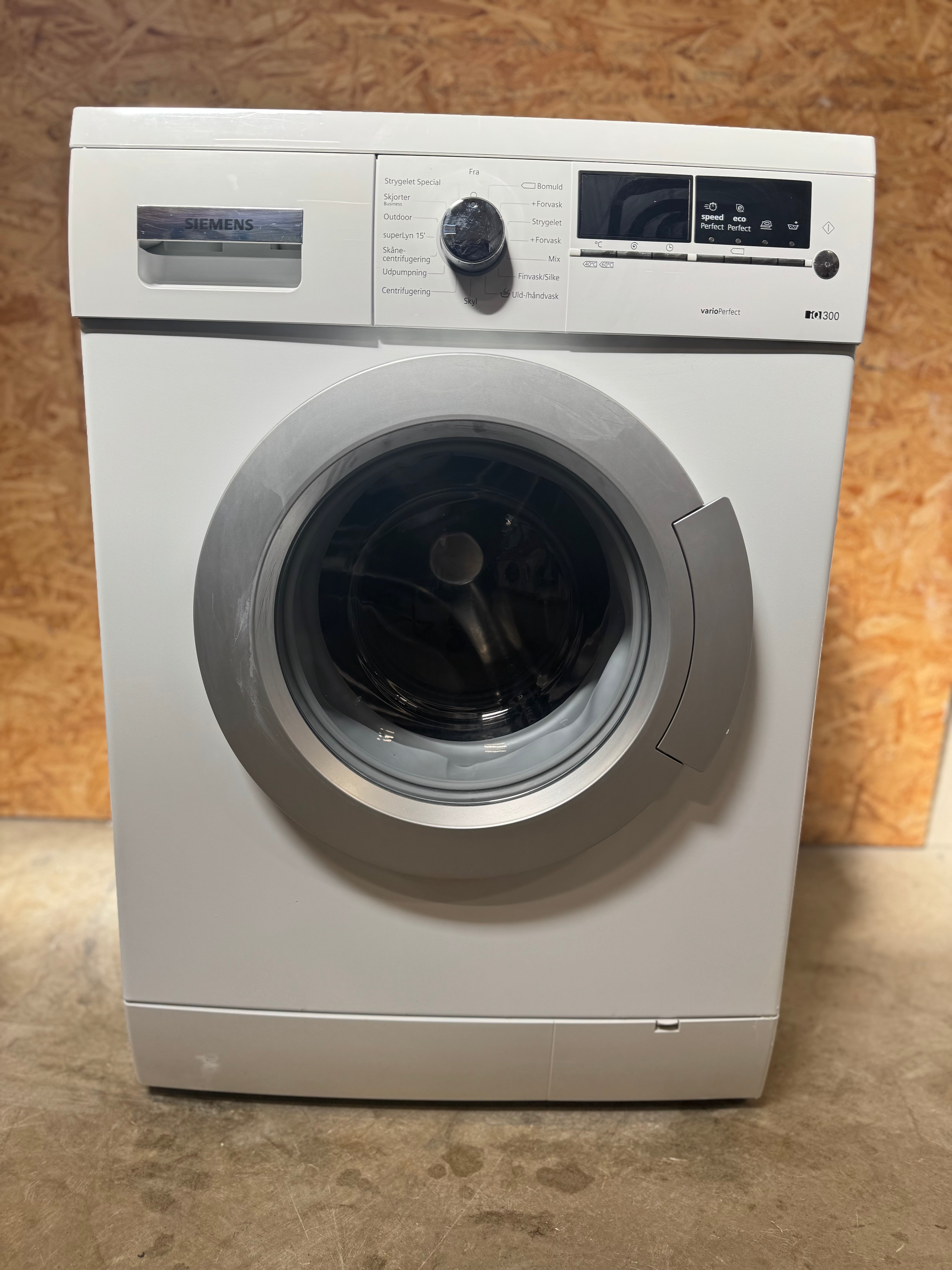 Siemens iQ300 vaskemaskine WM14E477DN - D15161